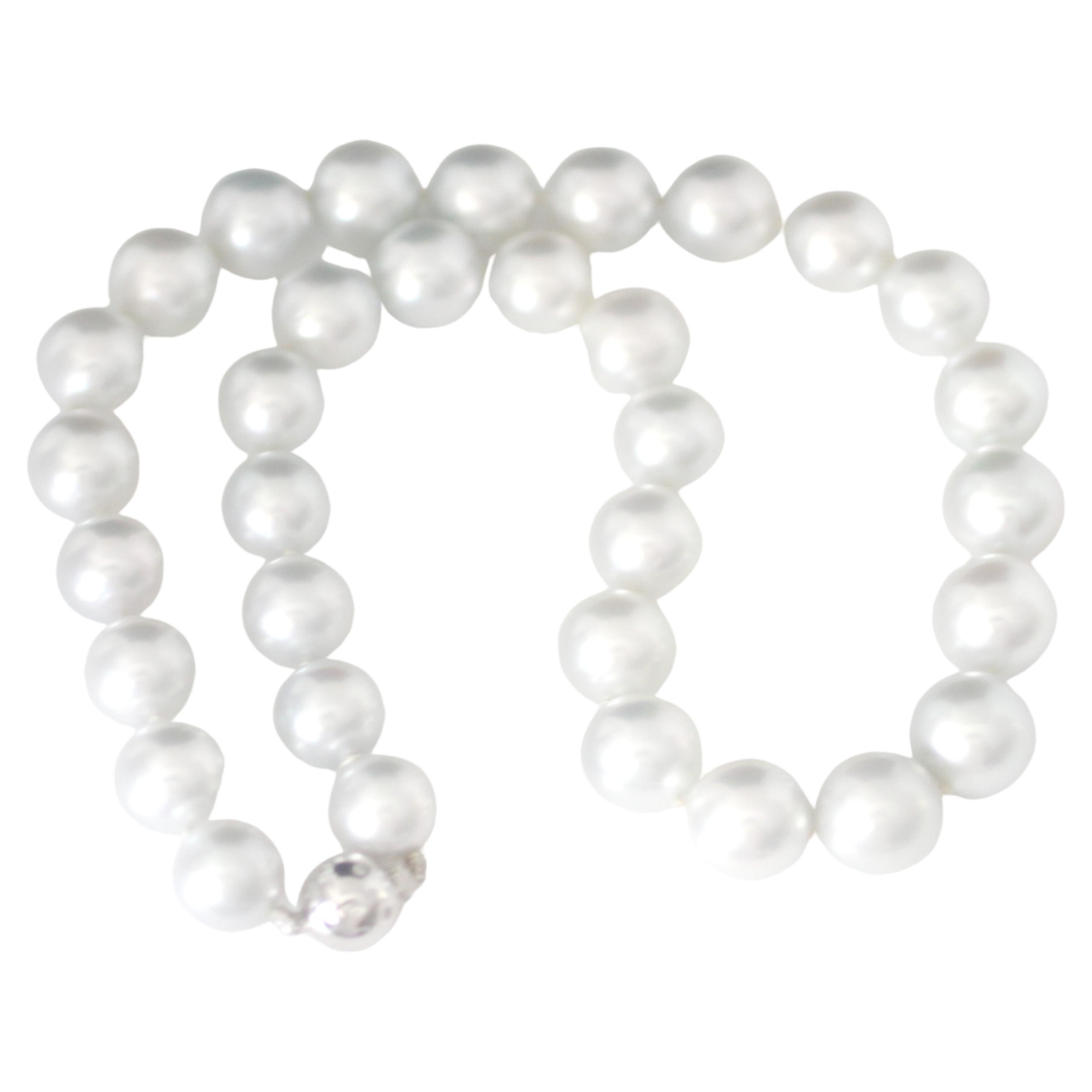 Contemporary Hakimoto 13x11 mm White South Sea Pearl Necklace 18K Diamond White Gold Clasp For Sale