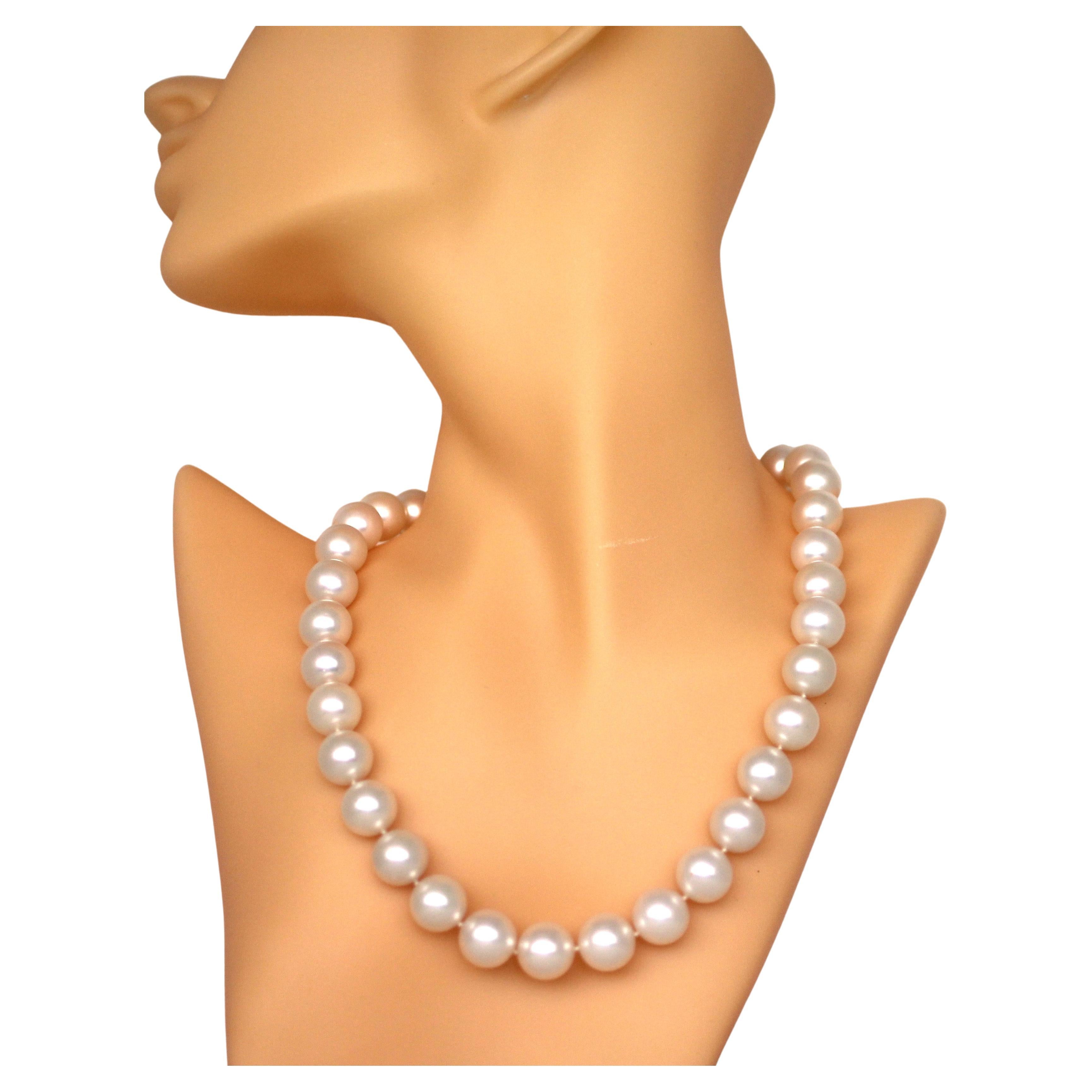 Hakimoto By Jewel Of Ocean 18K South Sea Strand Necklace
18K White Gold  
Weight (g): 95.6
Cultured South Sea Pearl 
Pearl Size: 13X12mm 
Pearl Shape: Round 
Body color: White 
Orient: Very Good
Luster: Very Good 
Surface: Very Clean
Nacre: Very