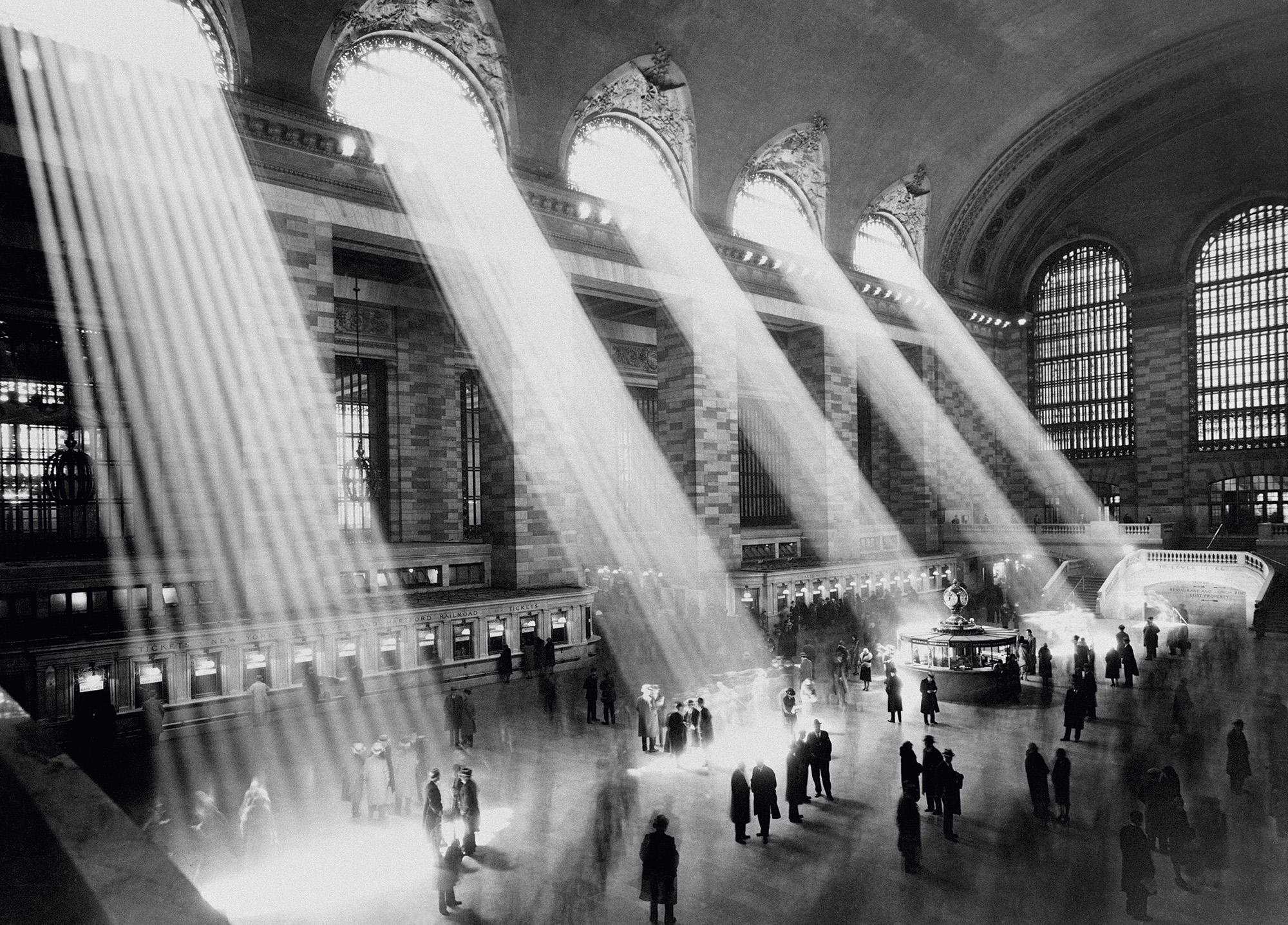 Sun Beams into Grand Central Station" Photographie d
archives par Getty 16 x 12
