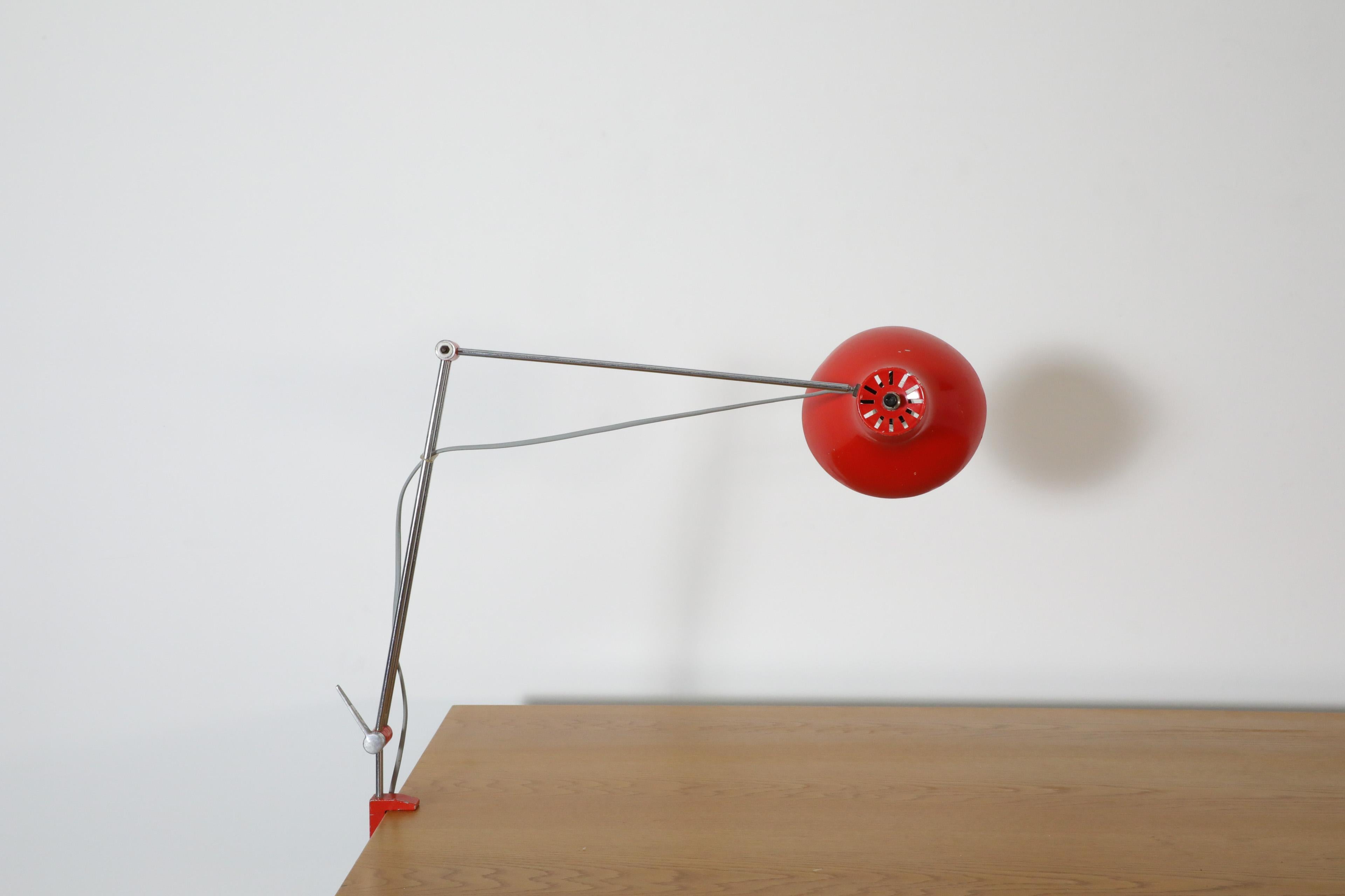 Hala Style Red Aluminum Industrial Drafting Lamp with Chrome Stem and Clamp In Good Condition In Los Angeles, CA