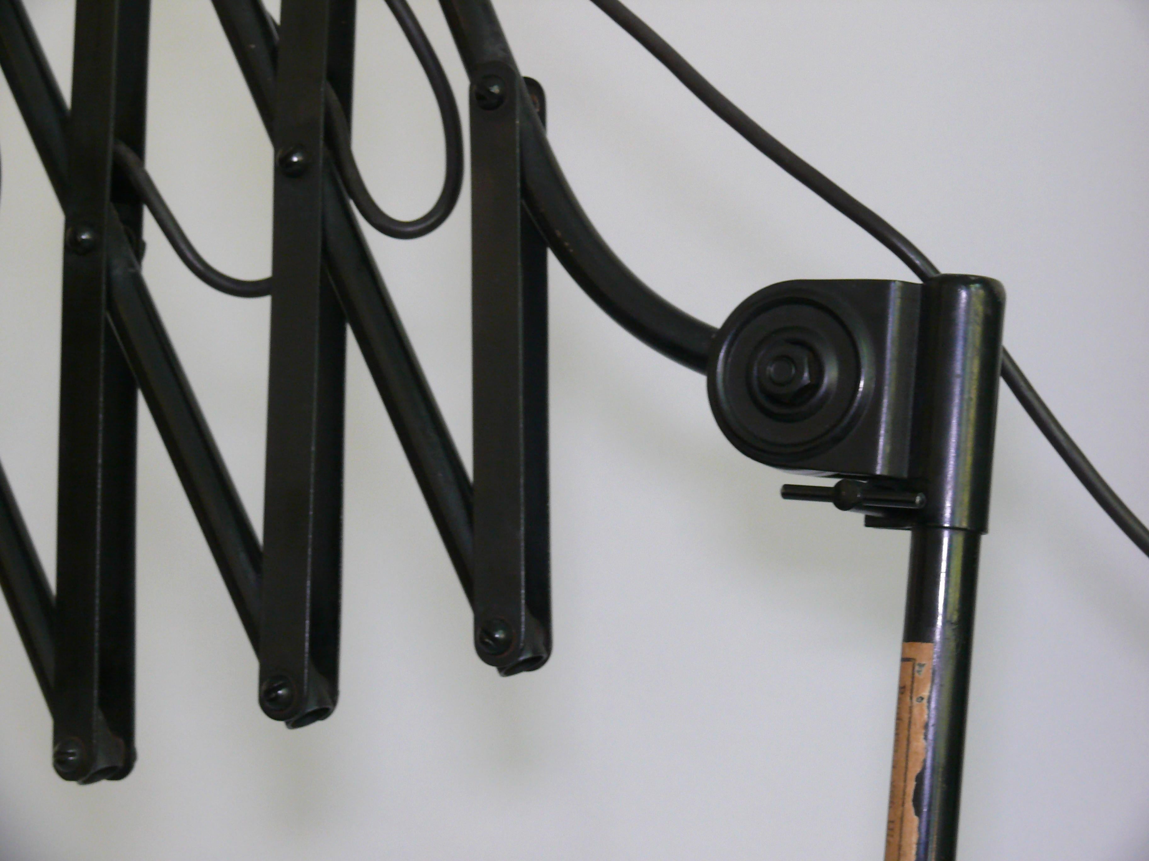 Hala table lamp, scissor lamp, Netherlands 1930 For Sale 9