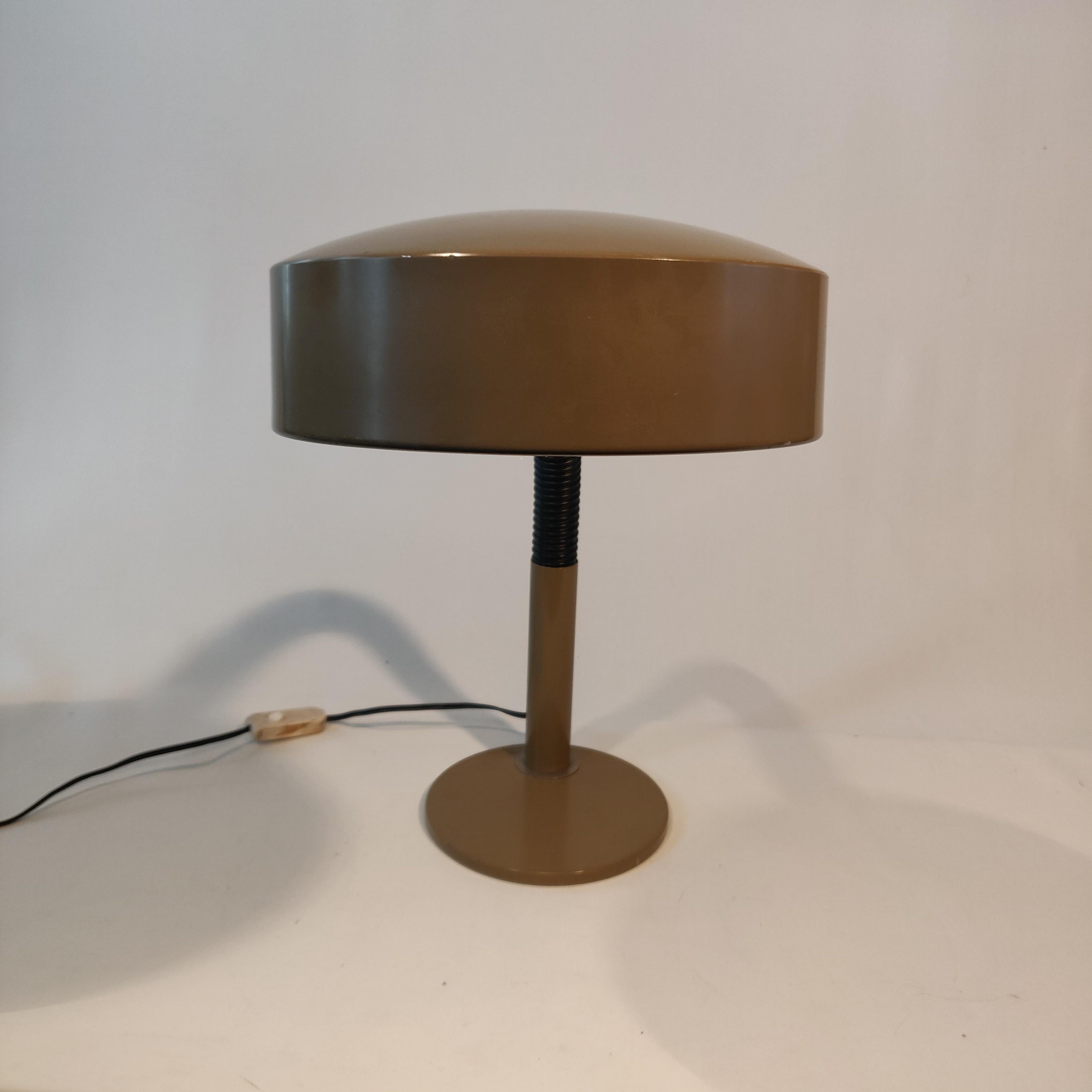 Hala Zeist desk lamp, 1970s In Good Condition For Sale In MIJDRECHT, NL