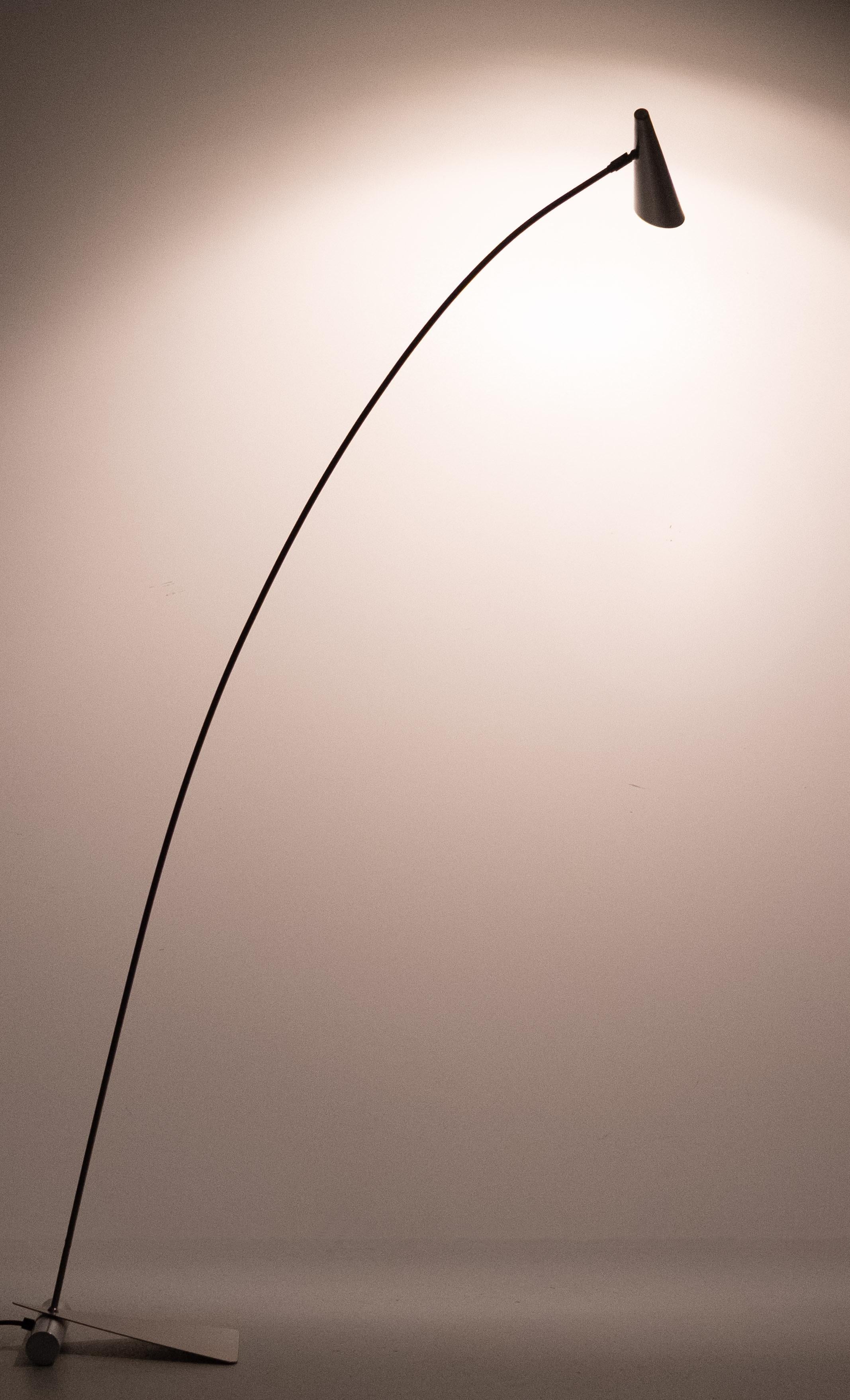 Hala Zeist Lampadaire halogène en forme d'arche  Hollande des années 1980 en vente 5