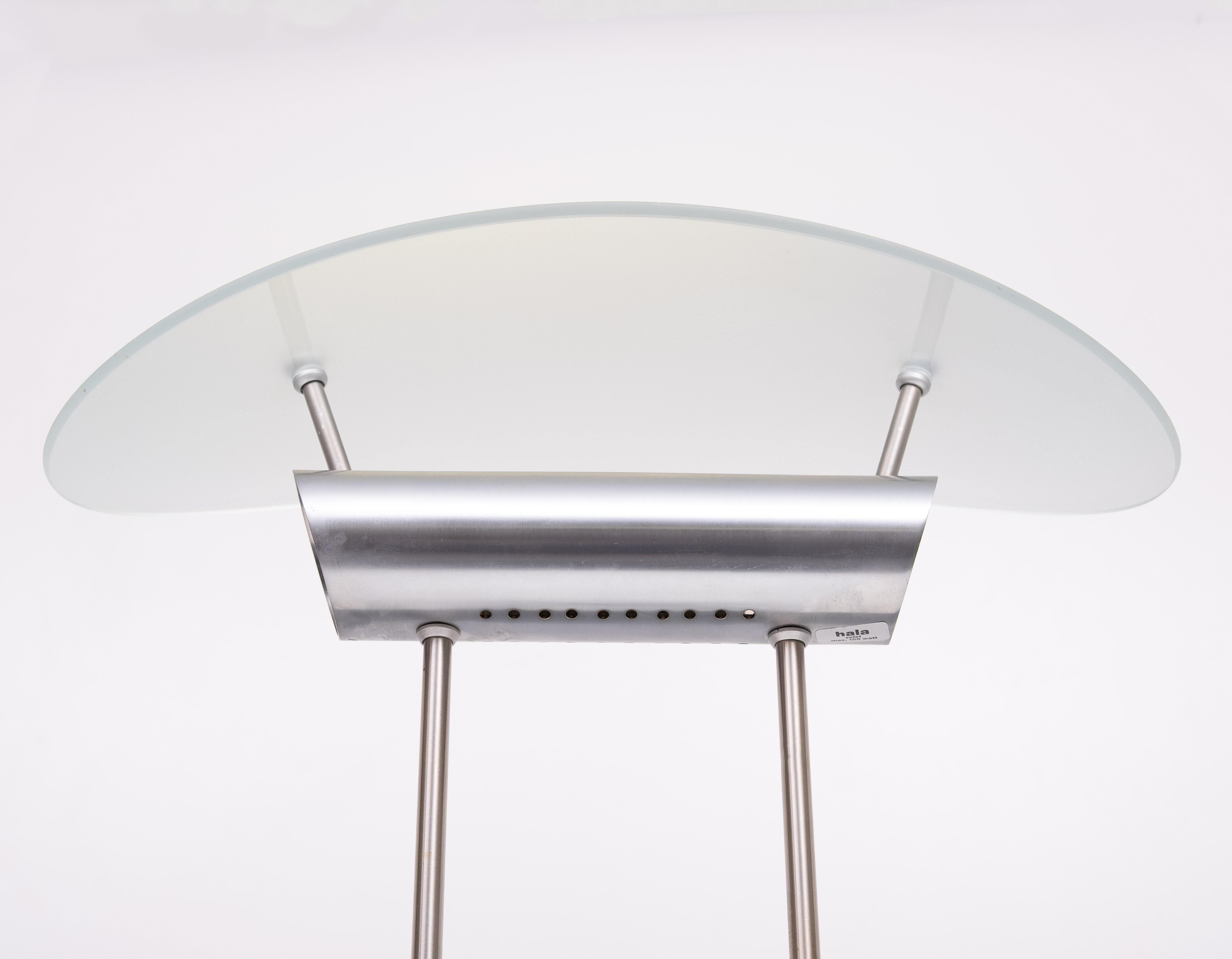 Very nice futuristic Post  Modern Table lamp . Good quality lamp .
Halogen ,comes with a good working dimmer . 