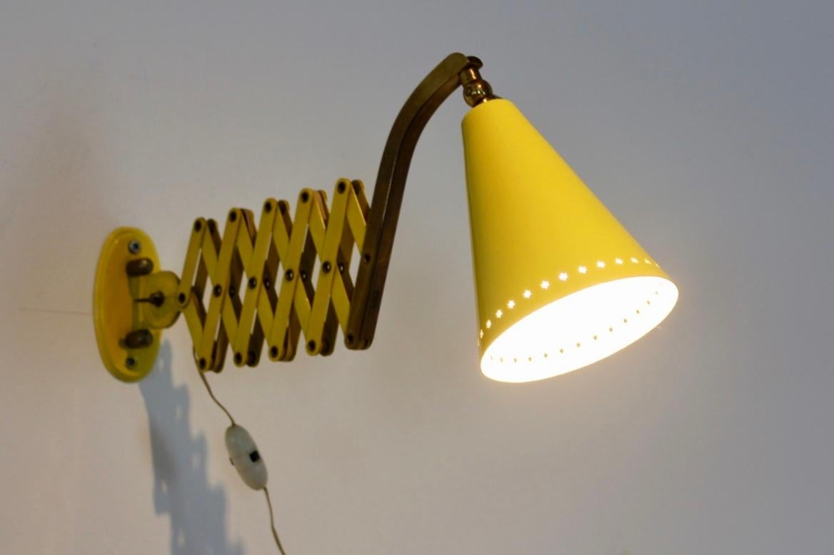 Mid-Century Modern Hala Zeist Scissor Wall Lamp by H. Th. J.A. Busquet in Brass and Yellow
