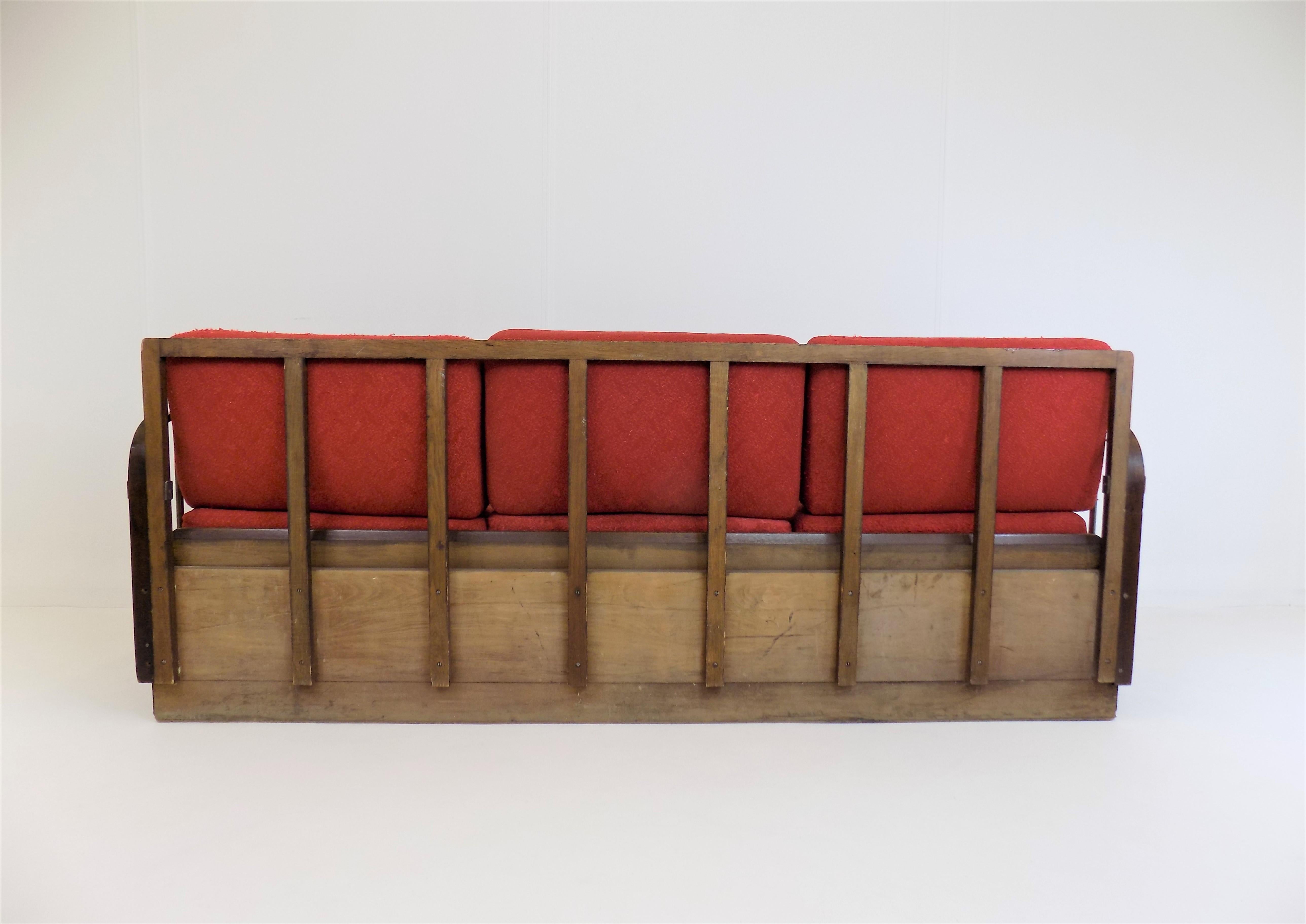 Halabala H-215 Bauhaus Sofa for UP Zavody In Good Condition For Sale In Ludwigslust, DE
