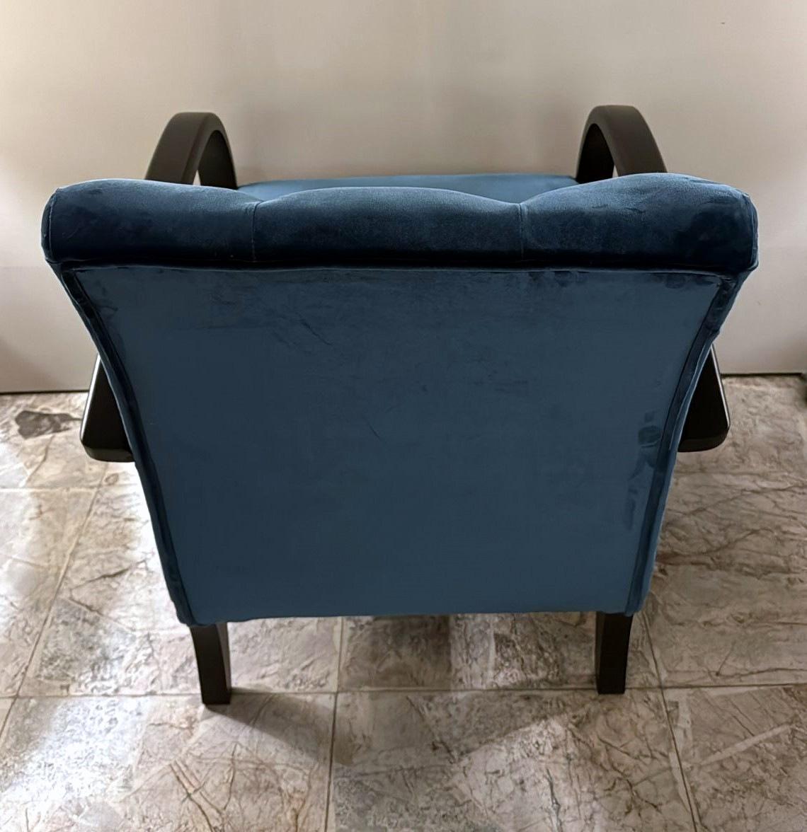 Sillón de terciopelo Art Decó checoslovaco estilo Halabala en venta 3