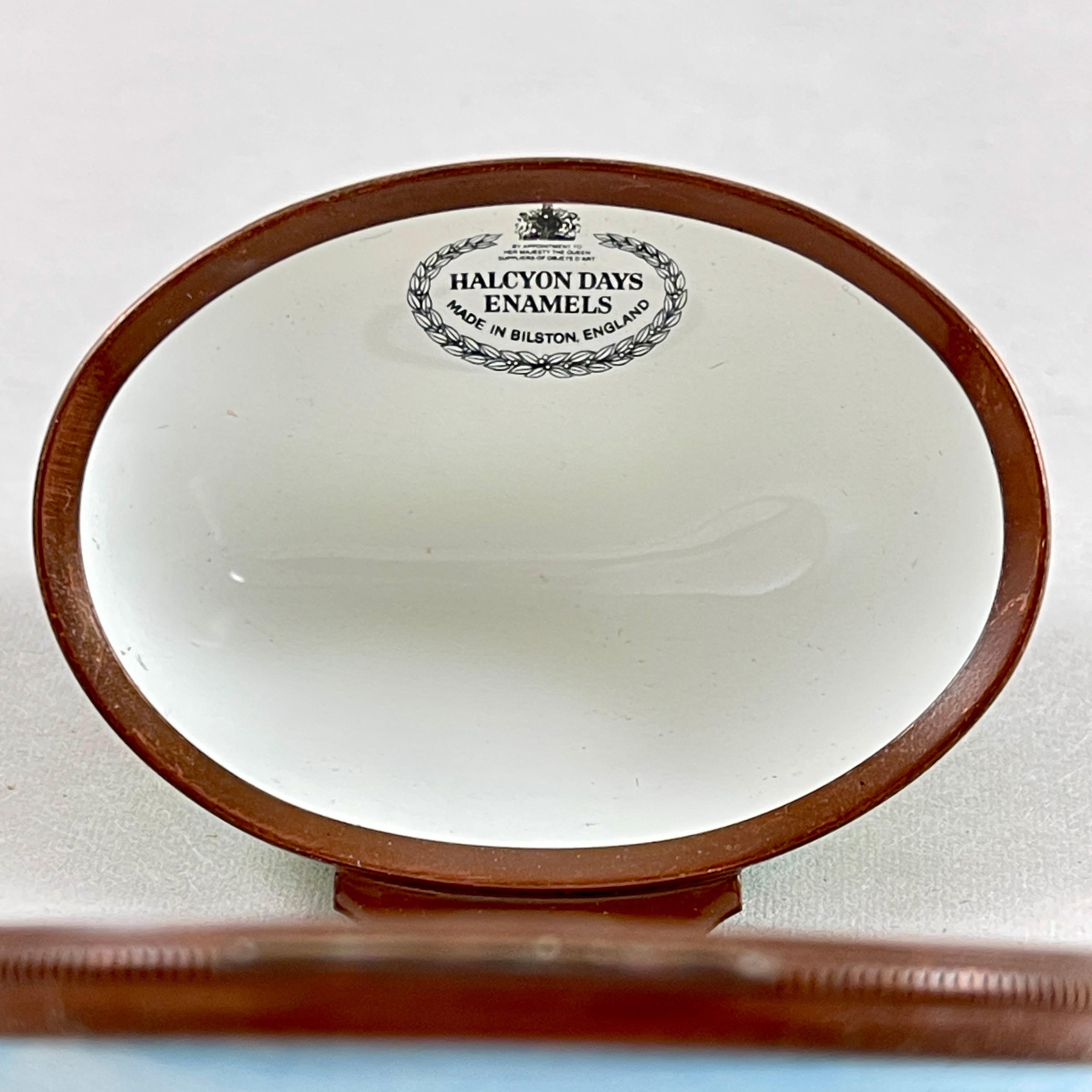 Halcyon Days English Bilston Enamel Rabbit Trinket Box For Sale 3