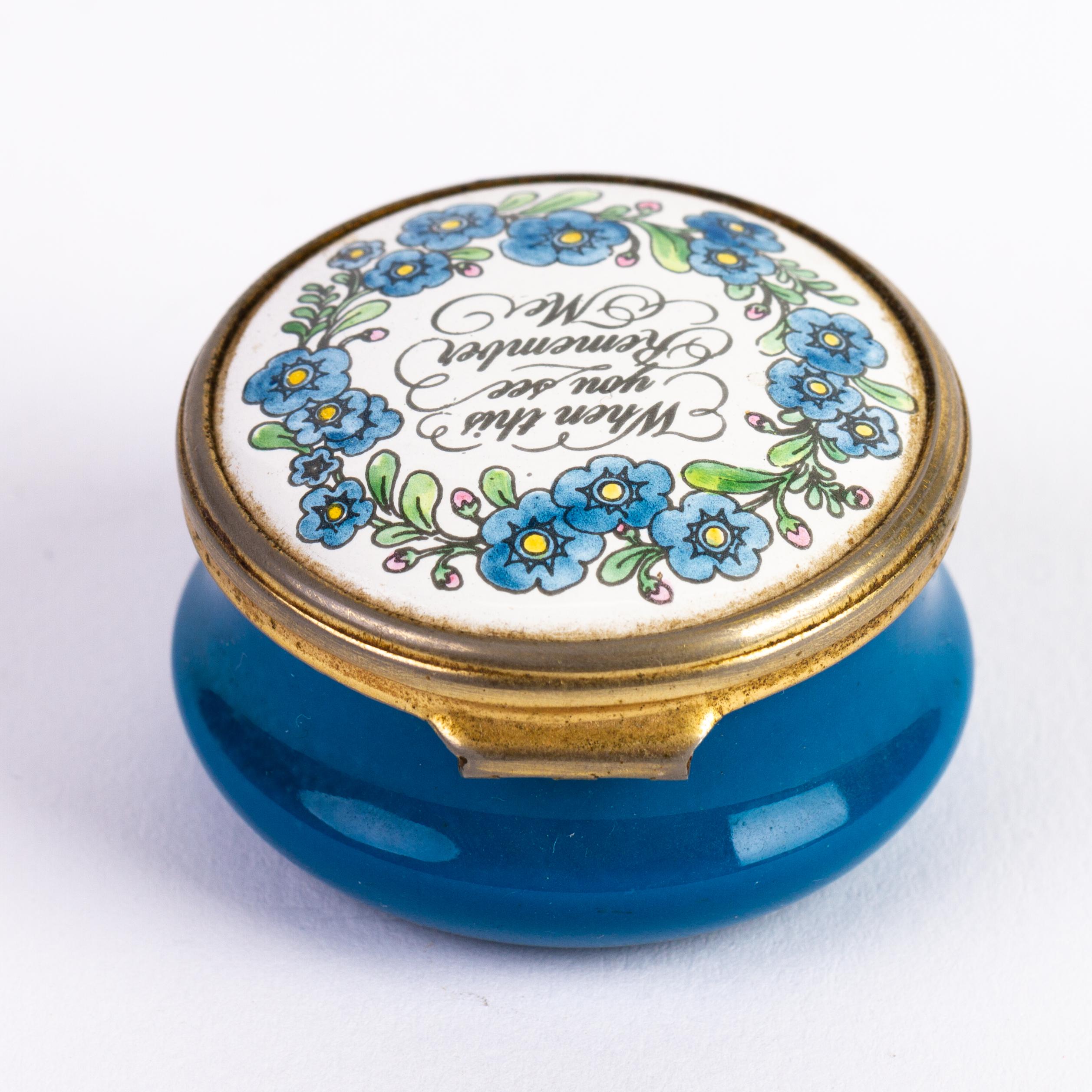 Halcyon Days Fine Enamel British Pillbox  In Good Condition For Sale In Nottingham, GB