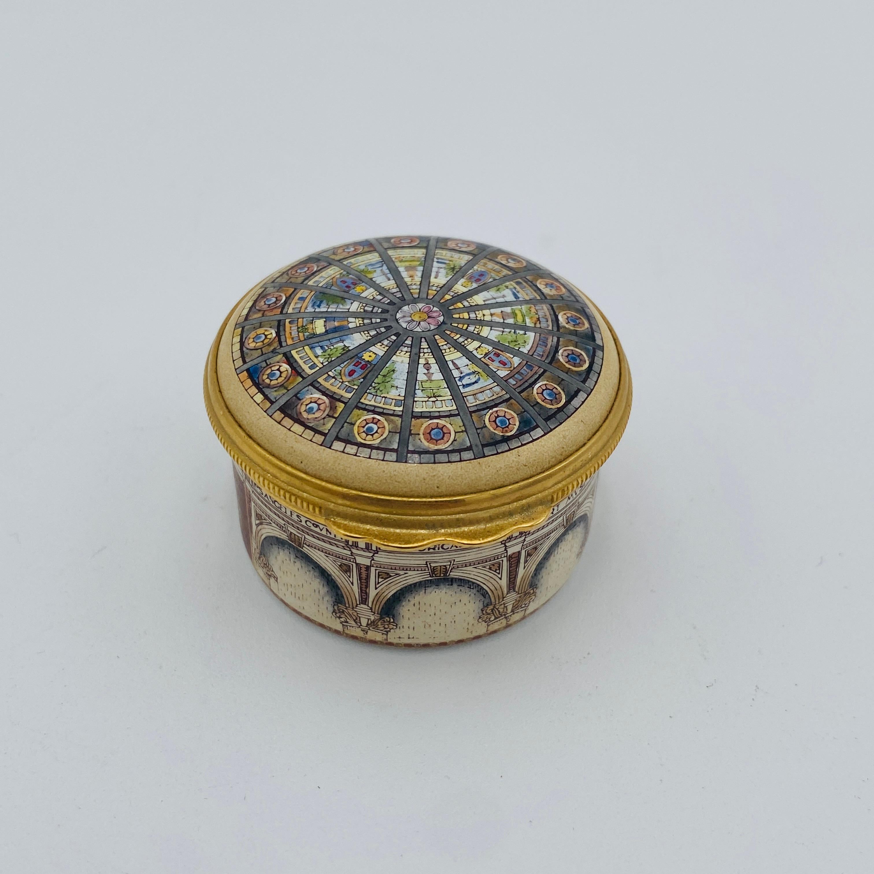 Halcyon Days Pastillero británico de esmalte fino Museo Nacional de Historia de Los Ángeles en venta 1
