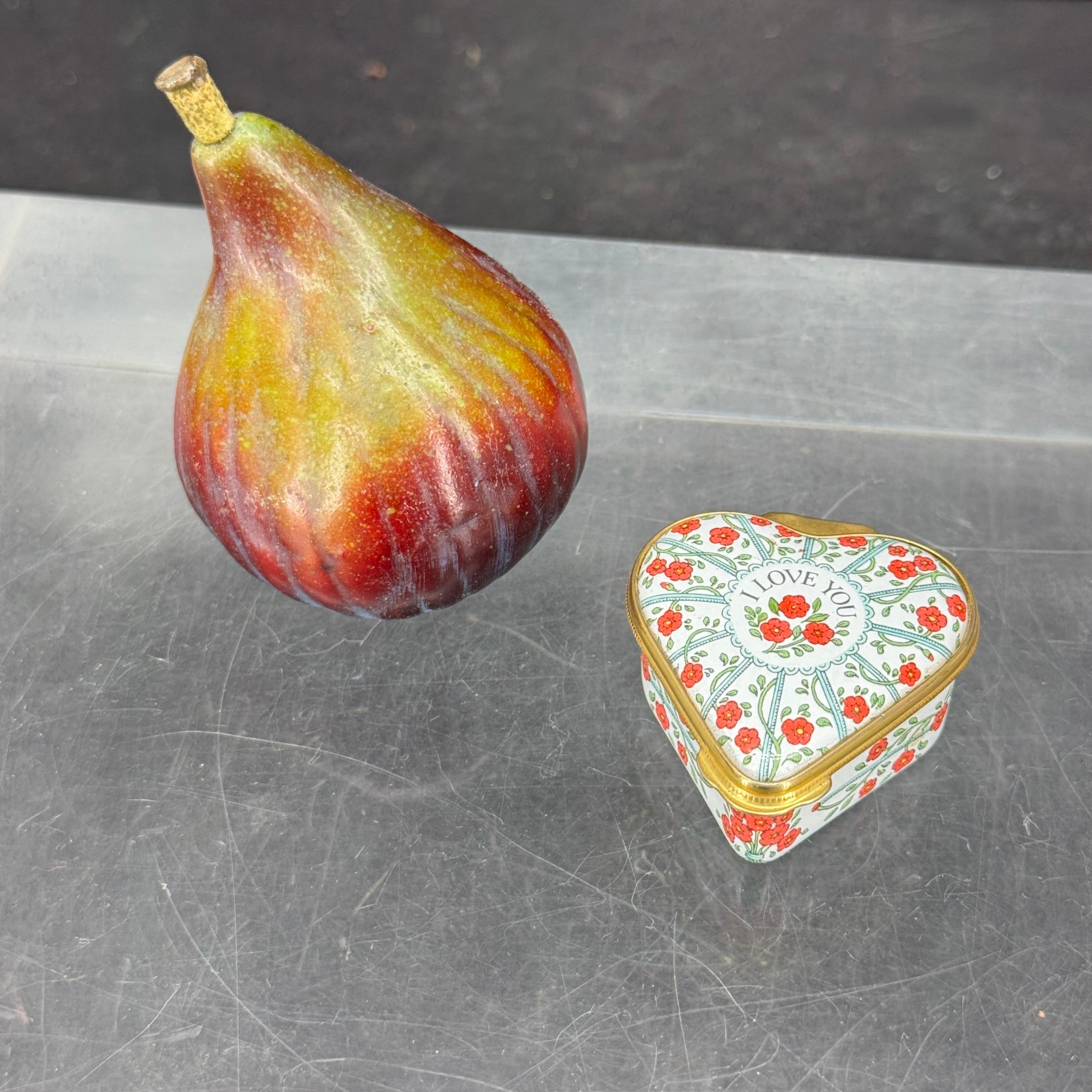 Halcyon Days Heart Shaped Enamel Painted Trinket Box For Sale 2