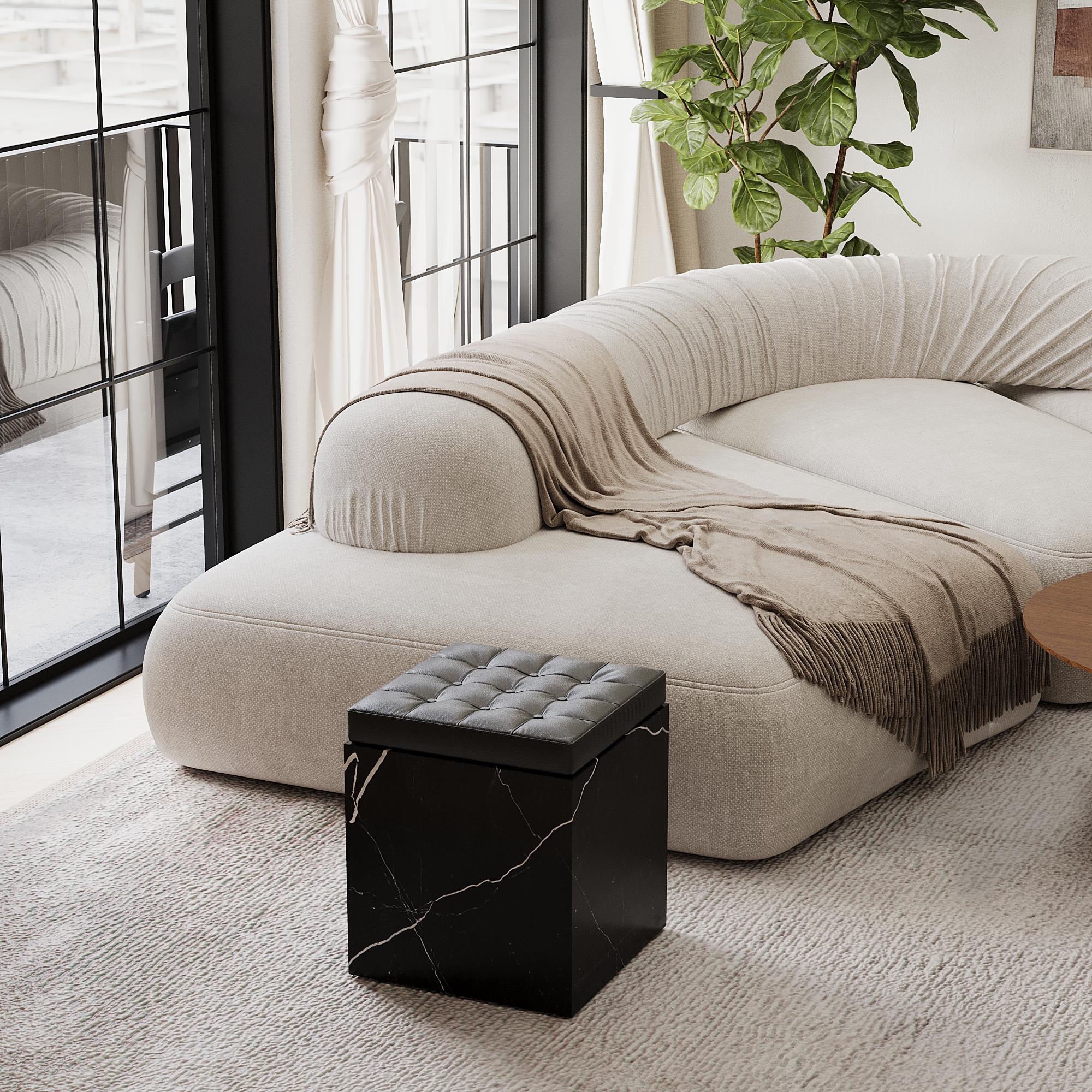 Halden - Pouf in marmo trapuntato - Black Eagle In condizioni Nuovo in vendita a Lisbon, PT