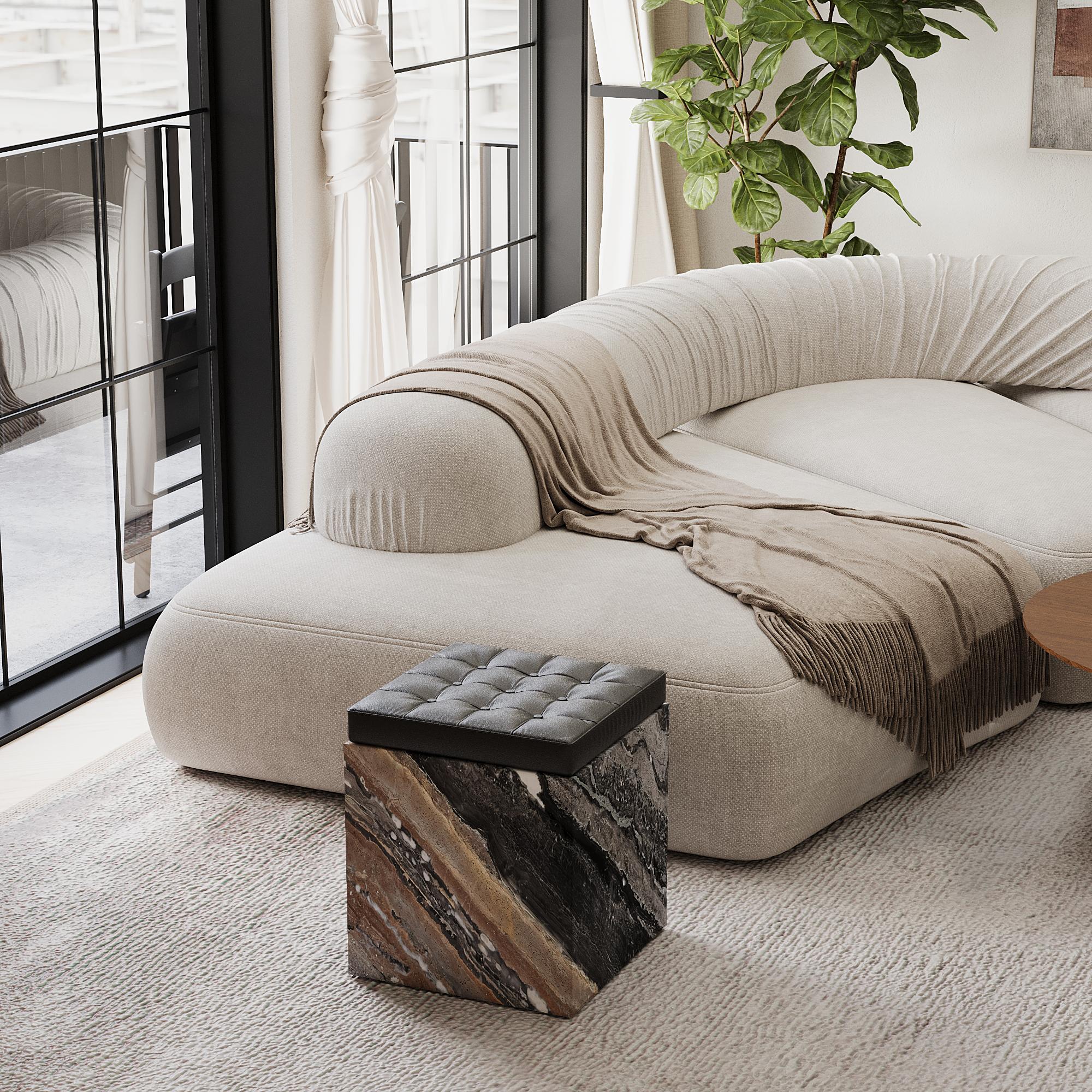 Halden - Pouf in marmo - Whiting Carrara in vendita 1