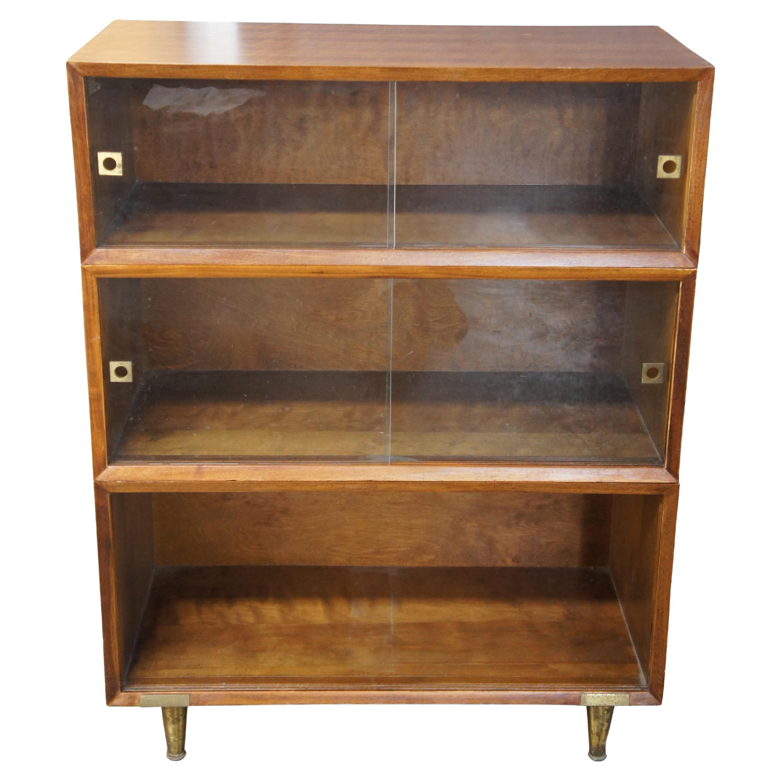 Hale Walnut Barrister Style Stacked Bookcase Display Cabinet Mid Century Modern en vente