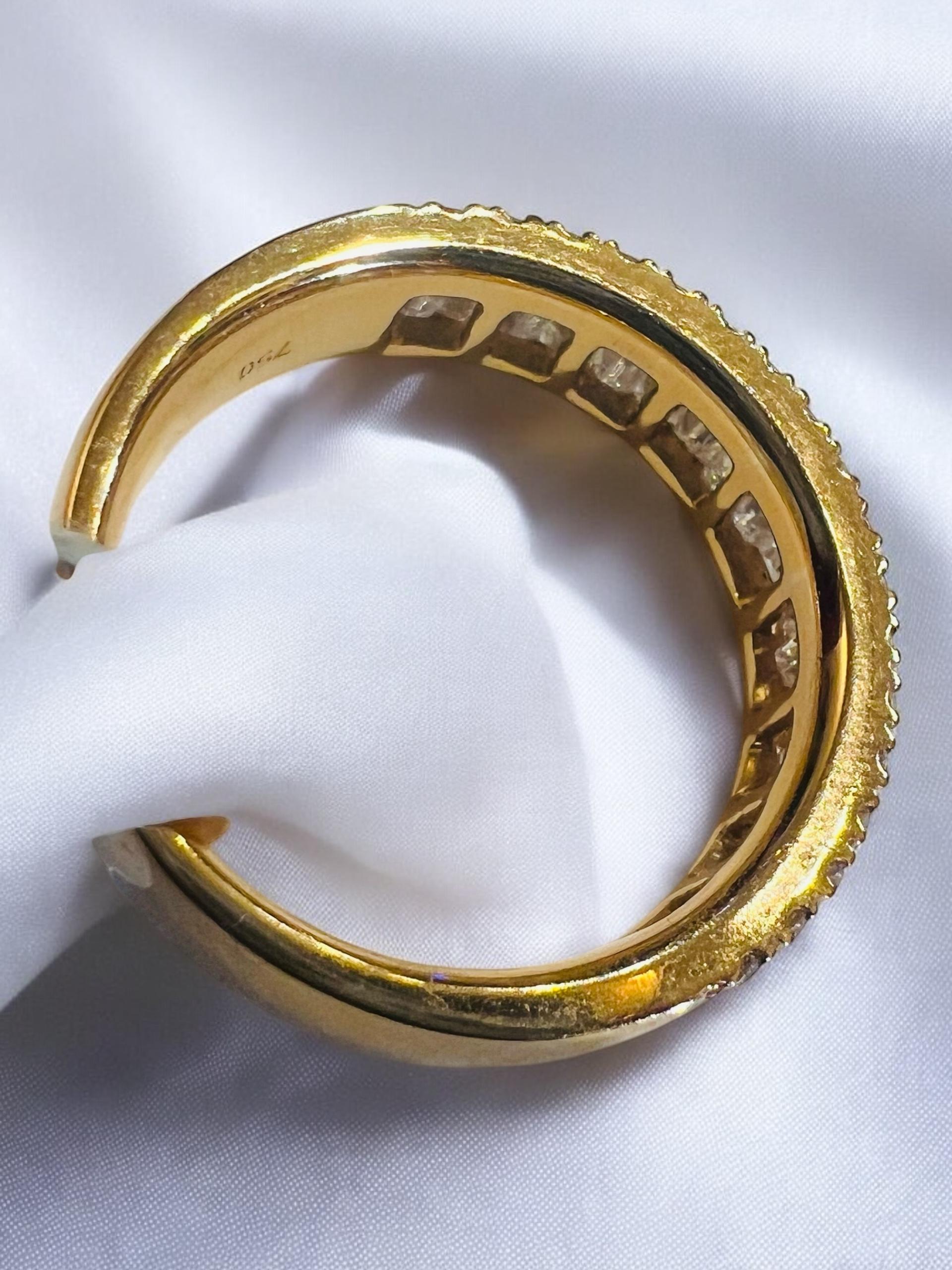 Half-alliance Ring In 18 Ct Yellow Gold Set With Baguette-cut Diamonds And Diamo For Sale 5