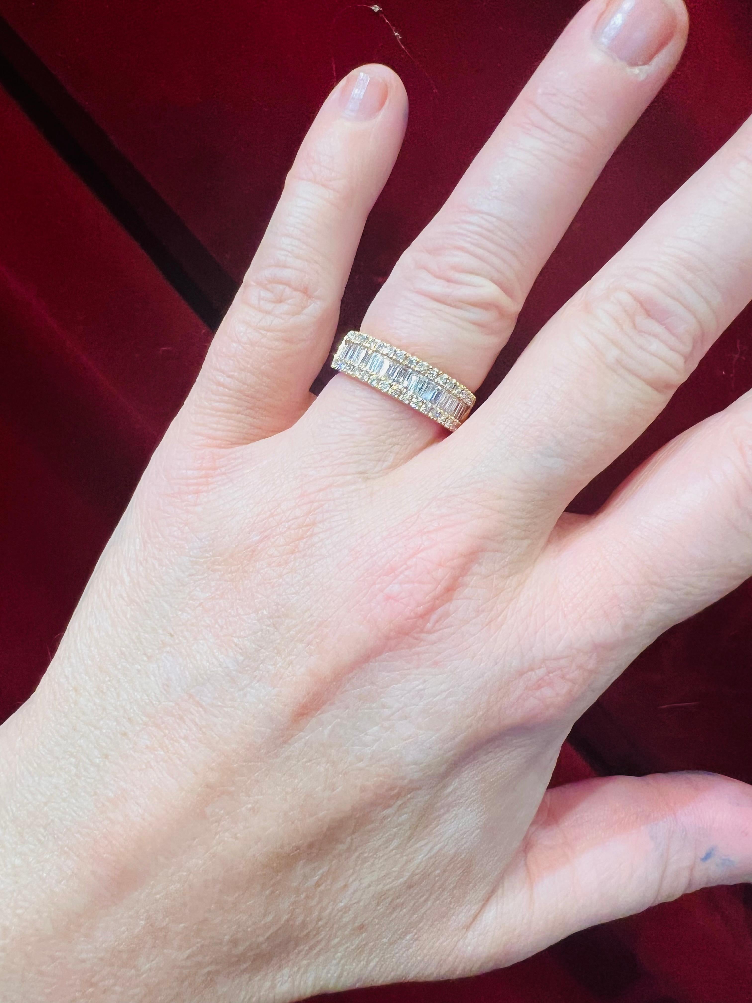 Half-alliance Ring In 18 Ct Yellow Gold Set With Baguette-cut Diamonds And Diamo For Sale 13