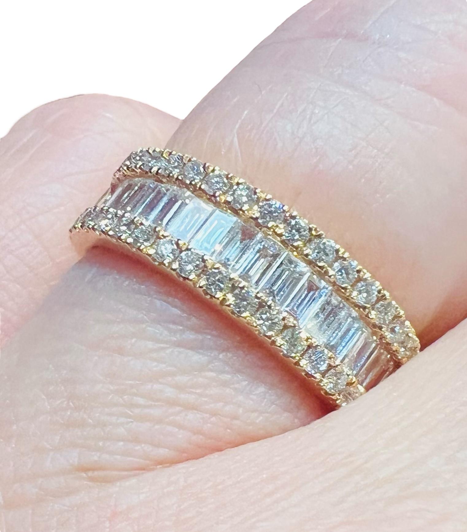Half-alliance Ring In 18 Ct Yellow Gold Set With Baguette-cut Diamonds And Diamo For Sale 3