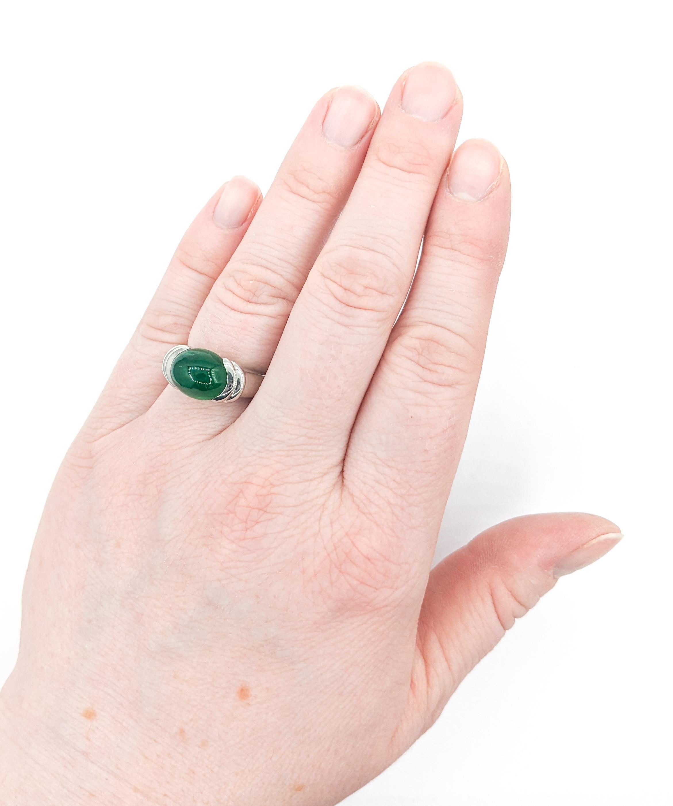 Half Bezel 5.27ct Cabochon Emerald Ring In Platinum In Excellent Condition For Sale In Bloomington, MN