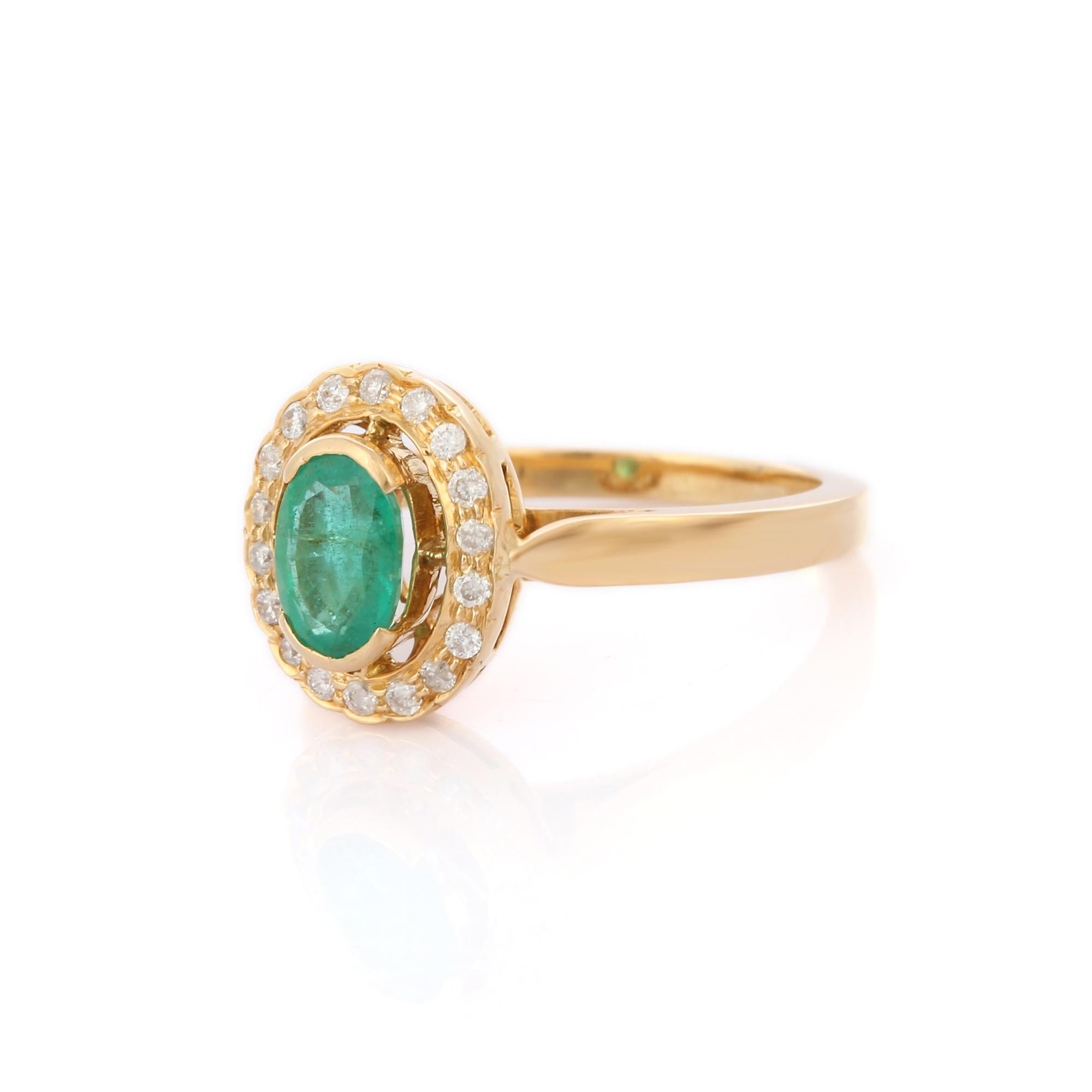 For Sale:  Contemporary Half Bezel Set Emerald and Halo Diamond Ring in 18K Yellow Gold 3