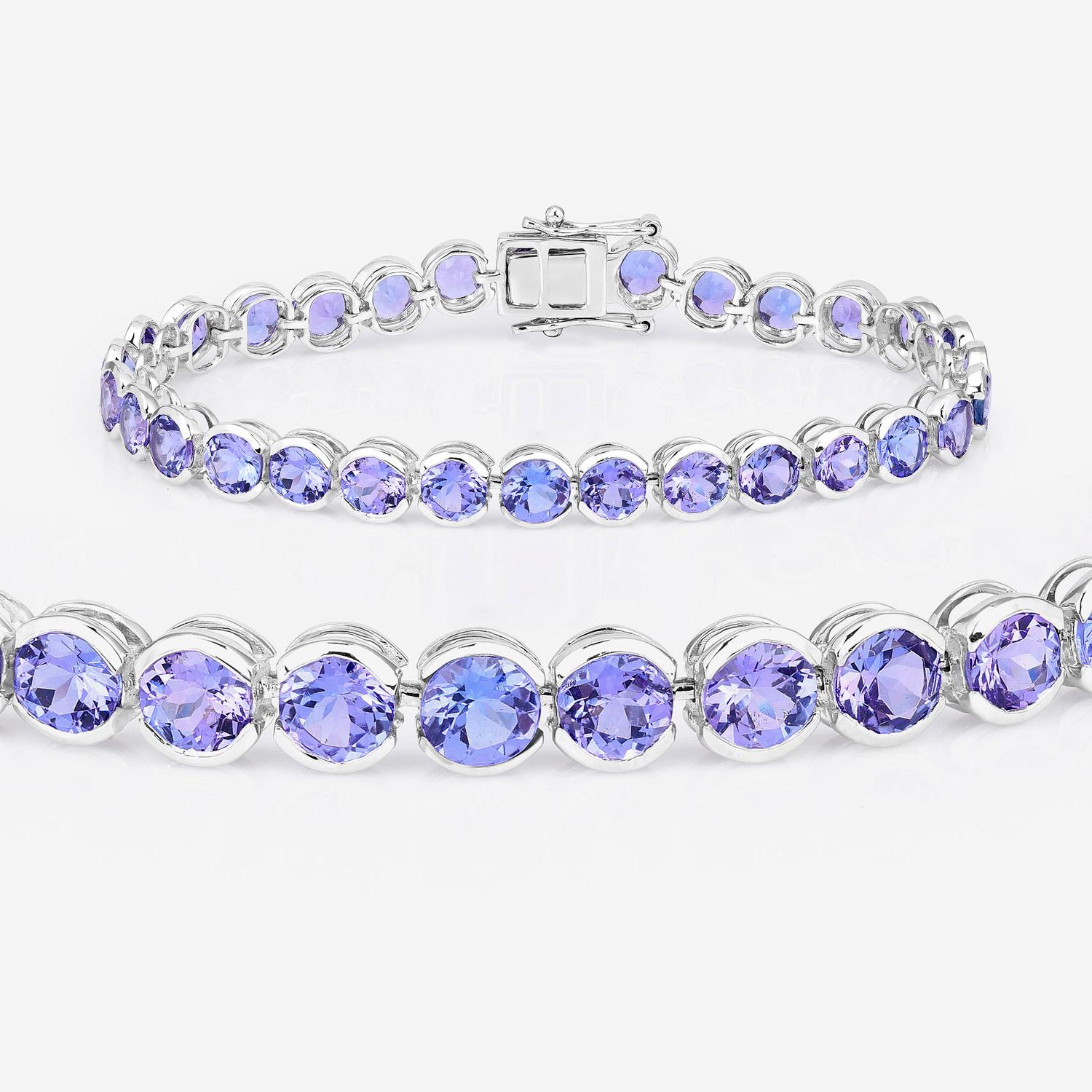 Pulsera de tenis con medio bisel engastado con tanzanita 12,5 quilates Oro blanco de 14 quilates Contemporáneo en venta