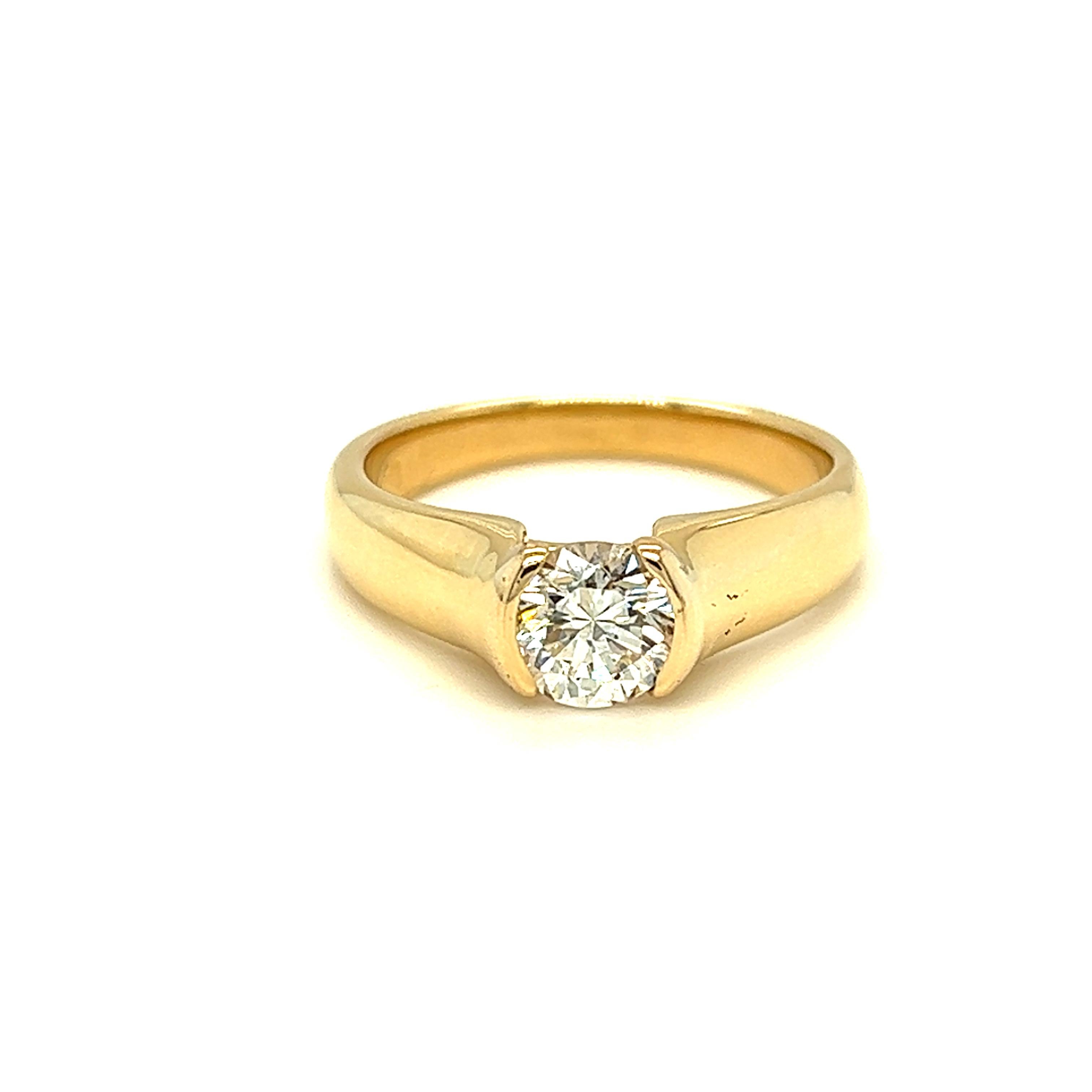 Round Cut Half Bezel Solitaire Engagement Ring in 14k Yellow Gold For Sale
