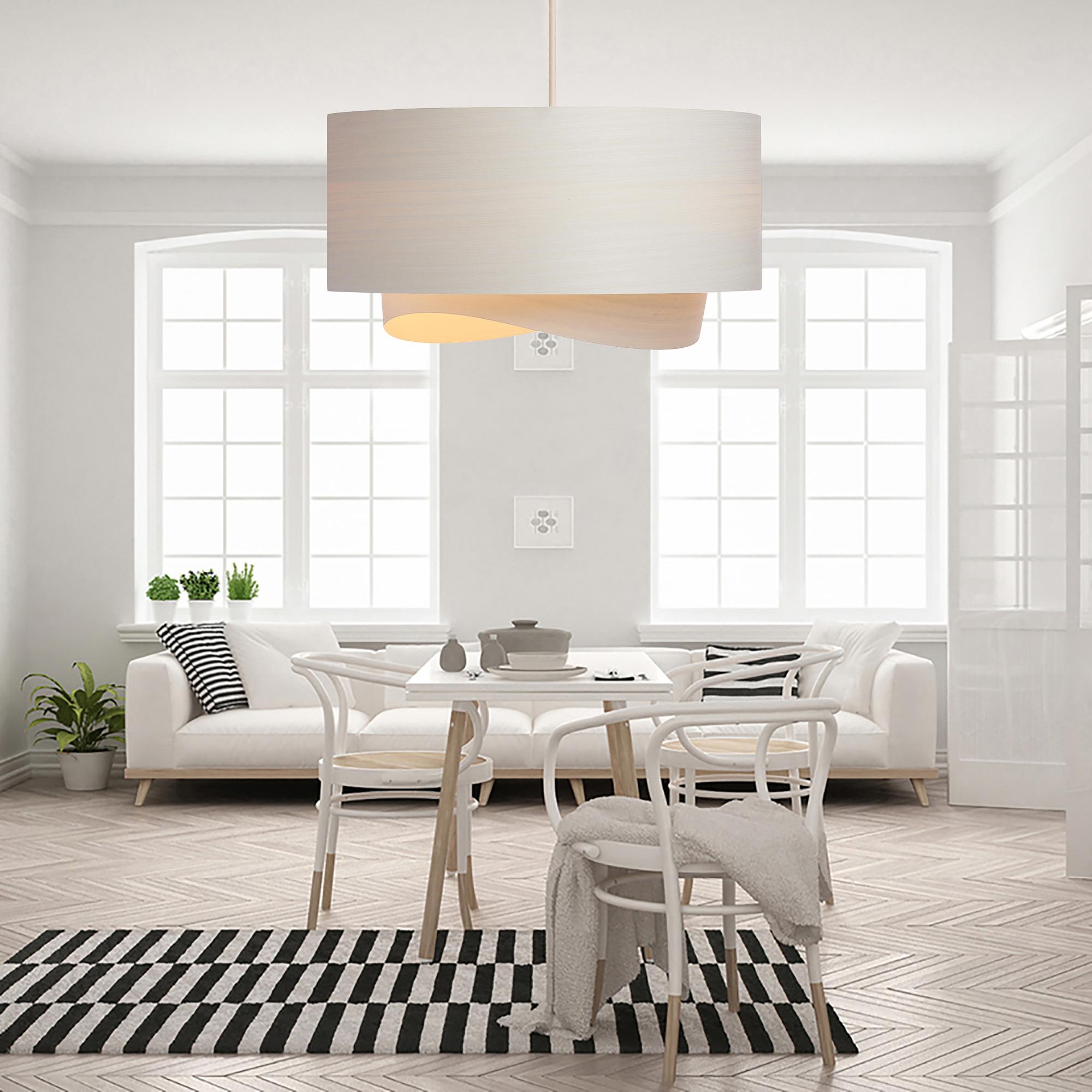 This limited-edition Half BOWEN pendant light is made with white eco wood veneer, a premium reconstituted white wood veneer created from natural wood fiber. This is a sustainable material with varied wood grain and a natural wood look and feel.