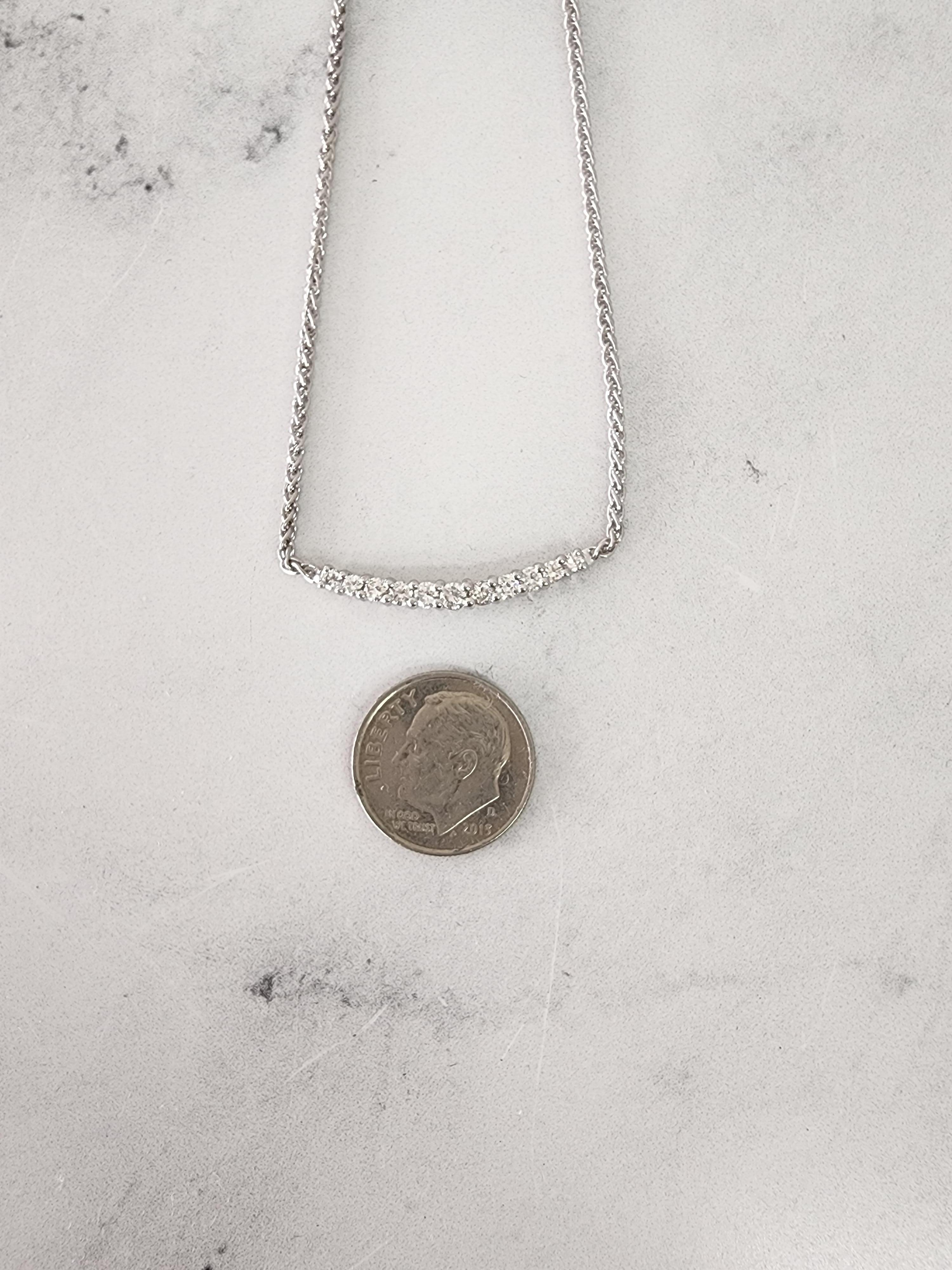 Round Cut Half Carat Gradient Diamond Bar Necklace .50cttw 14k White Gold For Sale