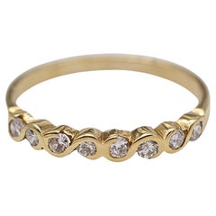 Halbdiamant und Gelbgoldband