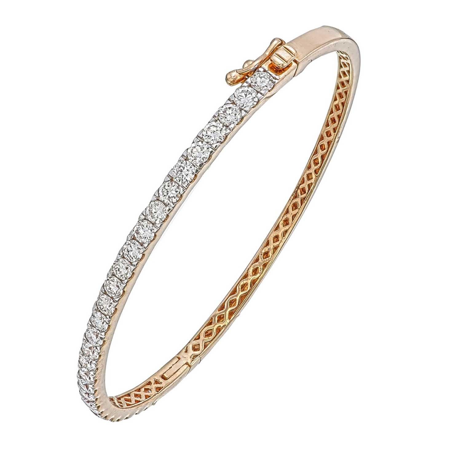 Round Cut Half diamond tennis Bangle bracelet in 18kt Rose gold For Sale