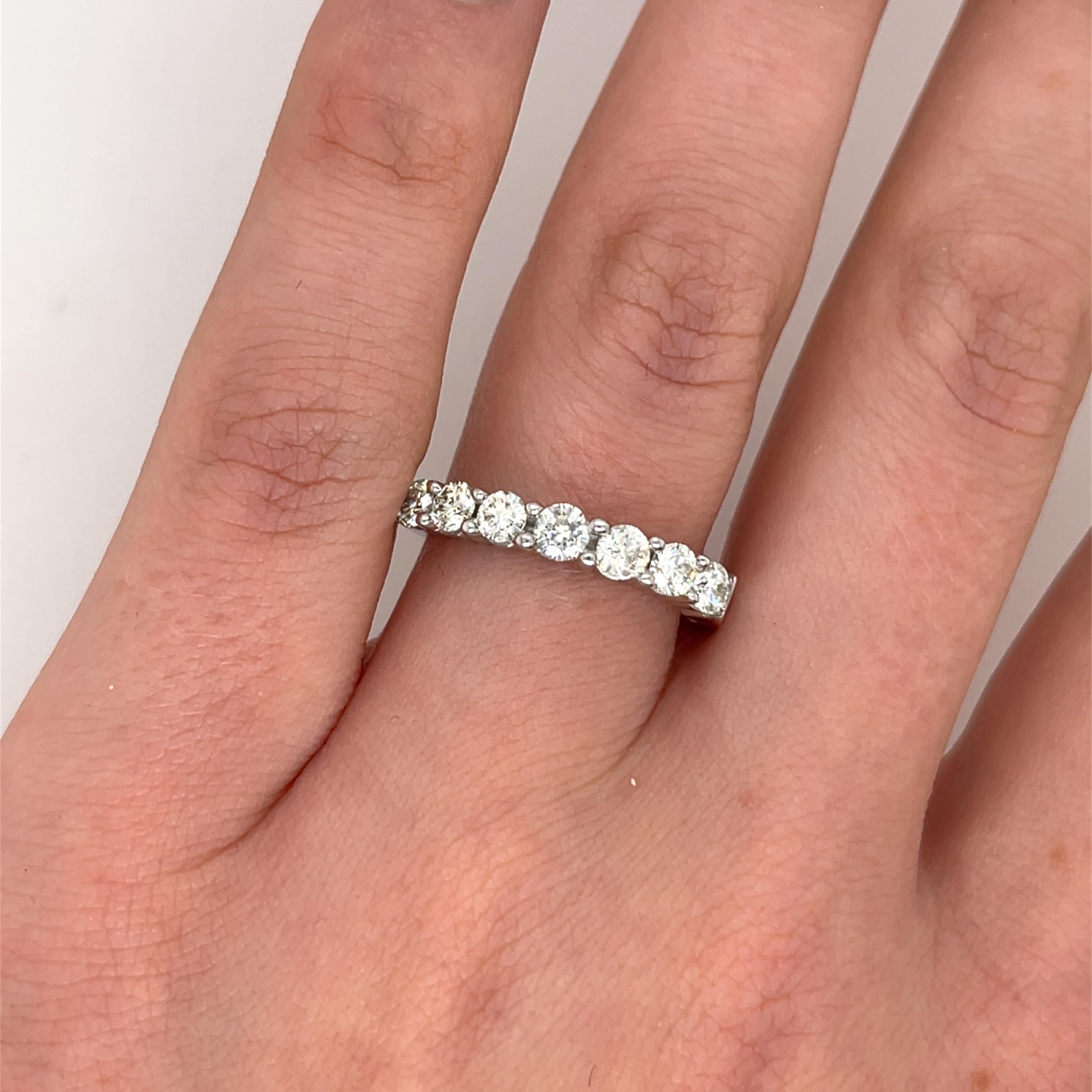 Half Eternity Diamond Ring Set With 0.75ct G/VS1 Set In 18ct White Gold For Sale 3