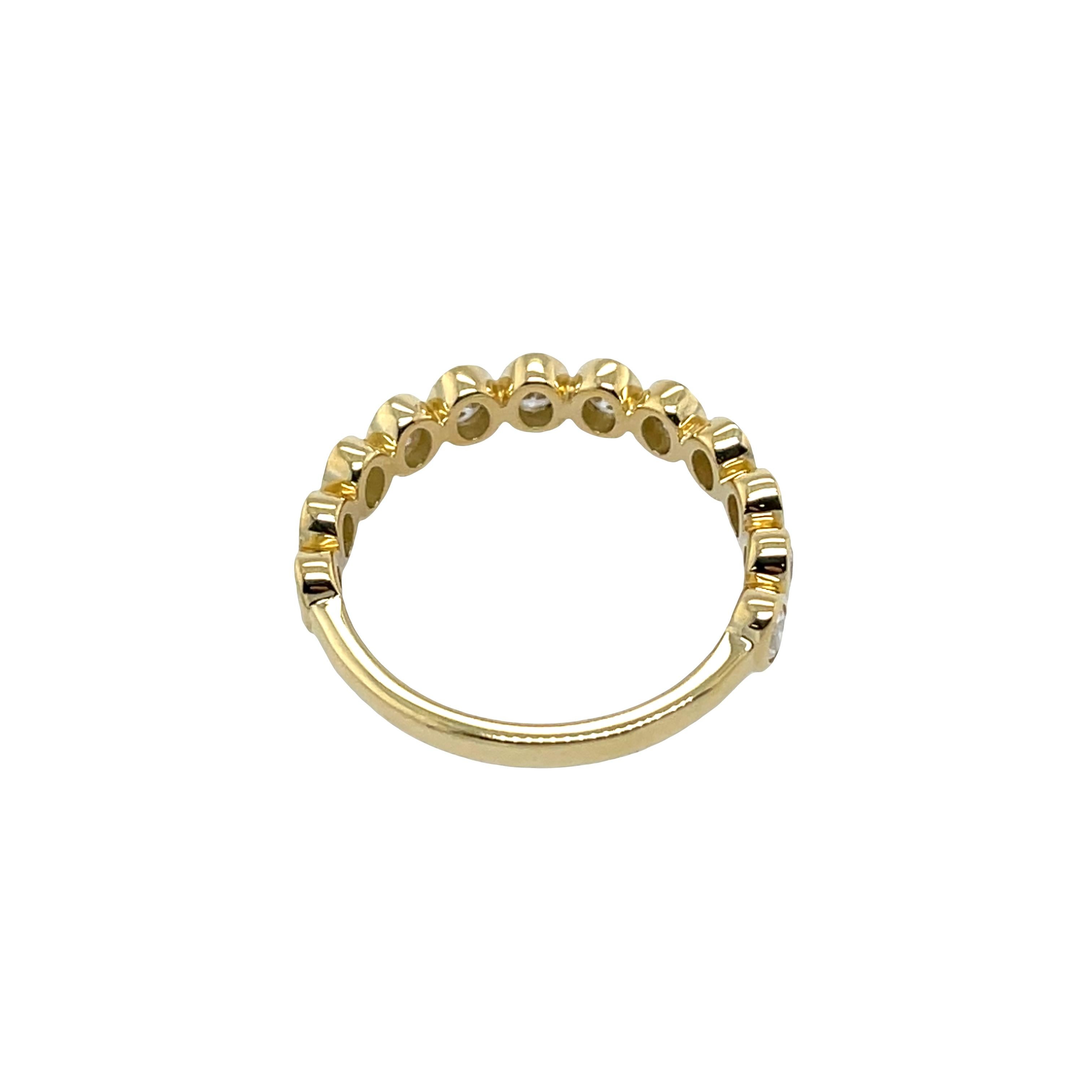 Oval Cut Half Eternity Diamond Ring, Set With 0.85ct Natural Diamonds in 18ct Yellow Gold For Sale