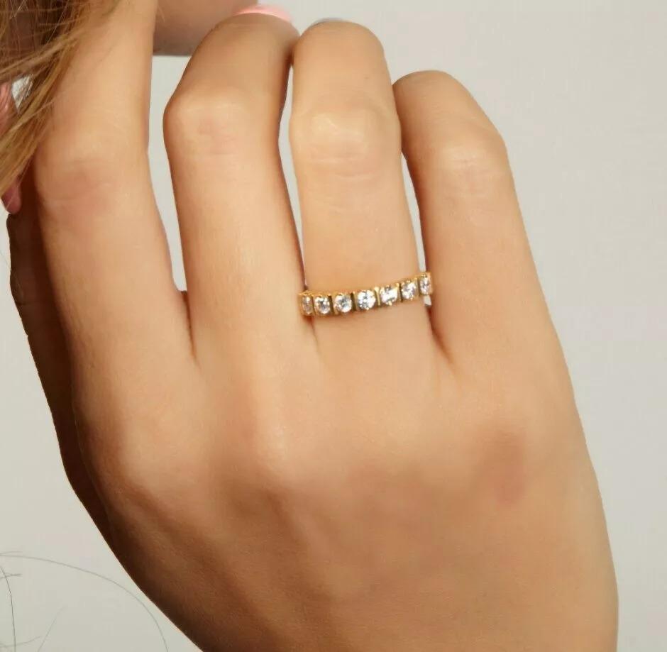 Half Eternity Diamond Wedding Ring 14K Yellow Gold Band In New Condition For Sale In Chicago, IL