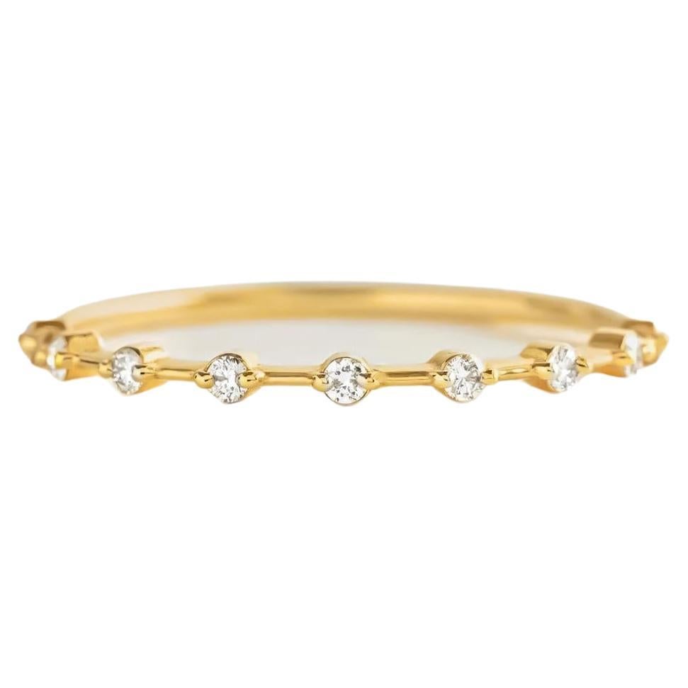 Bague demi-éternité moissanite en or 14 carats