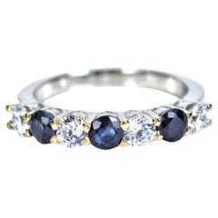 Anello mezza eternità con zaffiri blu naturali