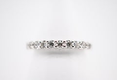 Half-Eternity Wedding Band in 18 ct White Gold with 0.860 ct Diamonds