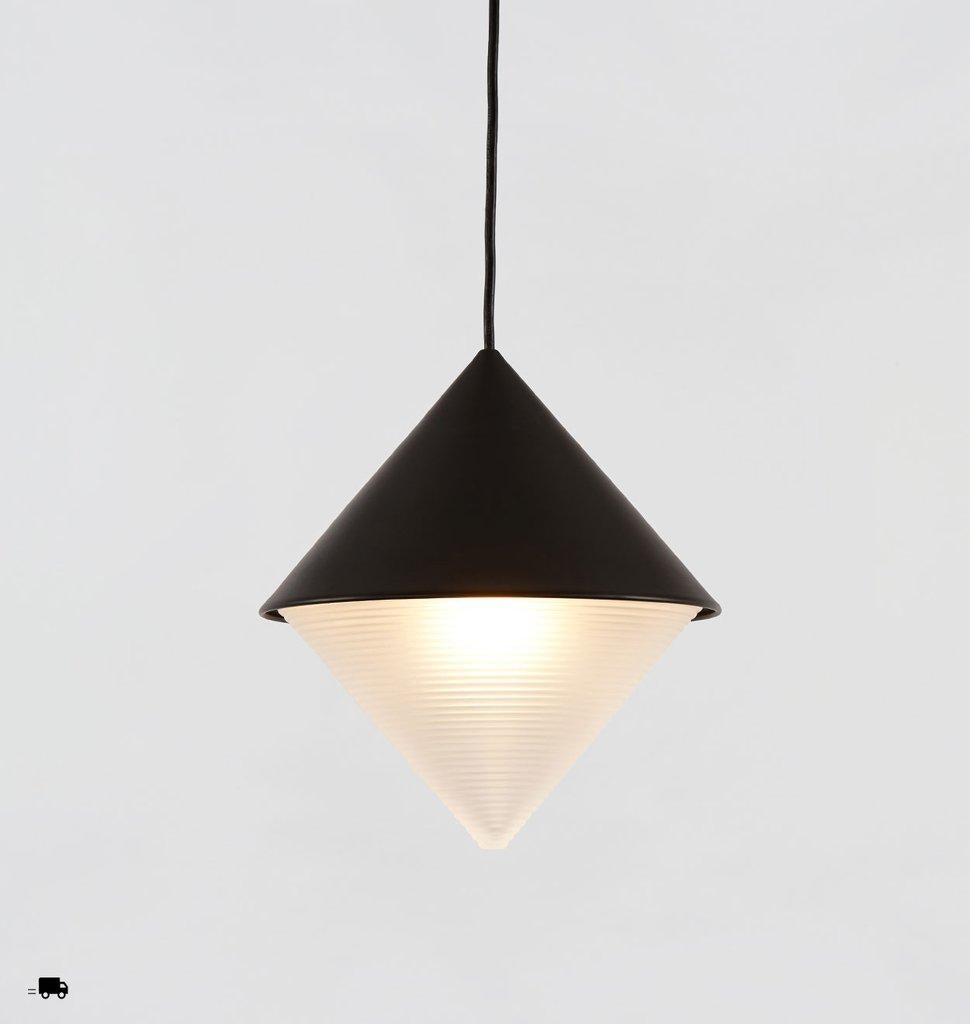 A literal declaration of form, Jonah Takagi and Hallgeir Homstvedt have created a sense of completeness in their recent collaboration with Roll & Hill. The play between the geometric shapes was the starting point for this design. Half & Half is in