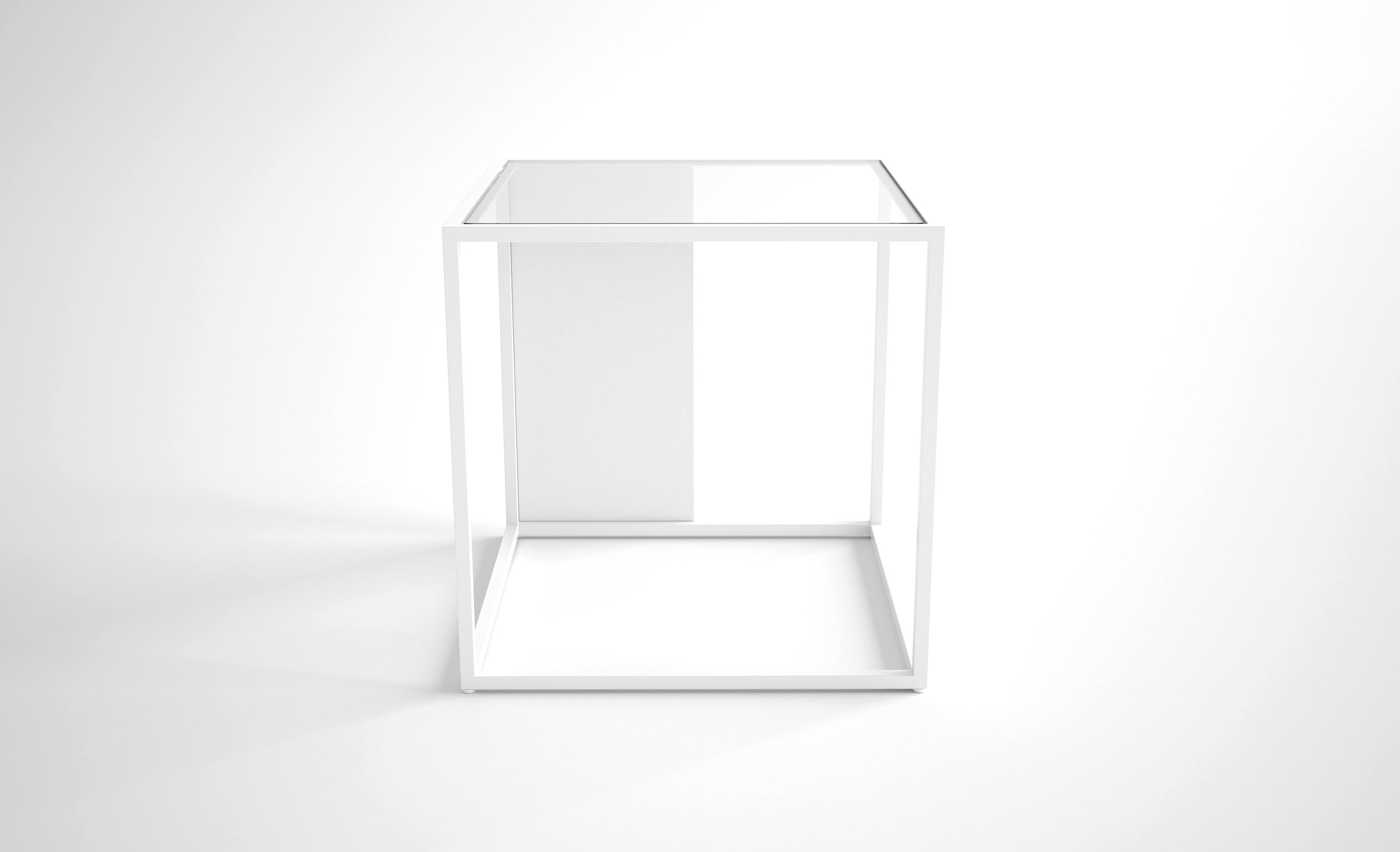 XXIe siècle et contemporain Table d'appoint Half & Half par Phase Design en vente
