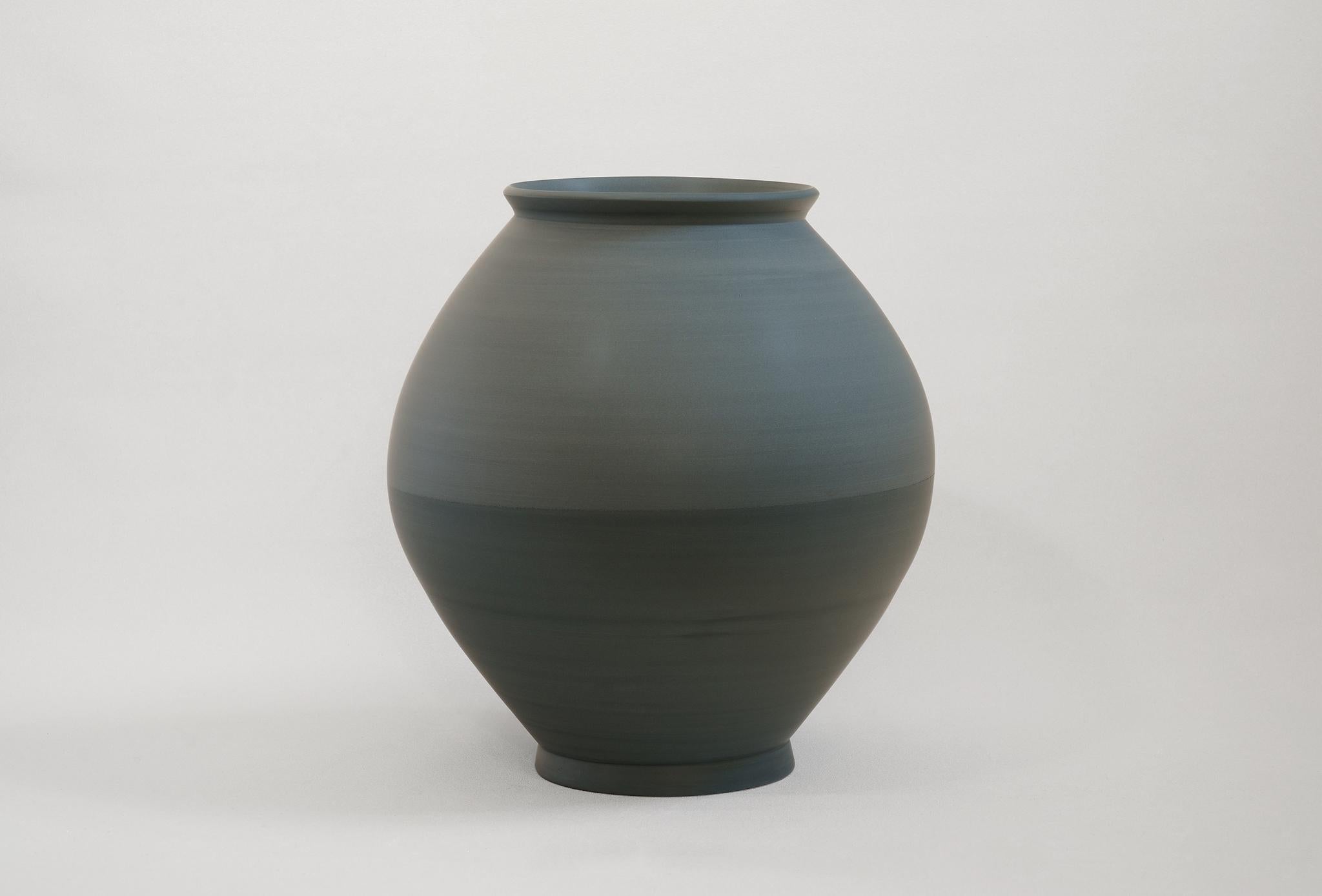 Post-Modern Half Half Vase by Jung Hong For Sale