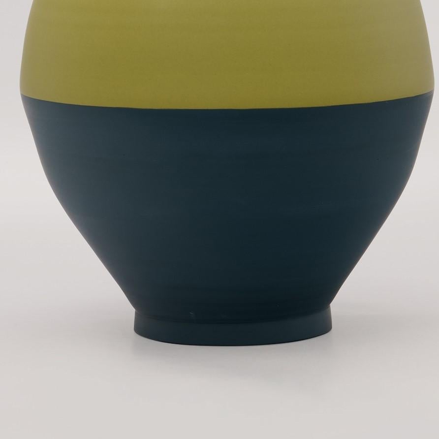 Tedesco Mezzo vaso di Jung Hong in vendita