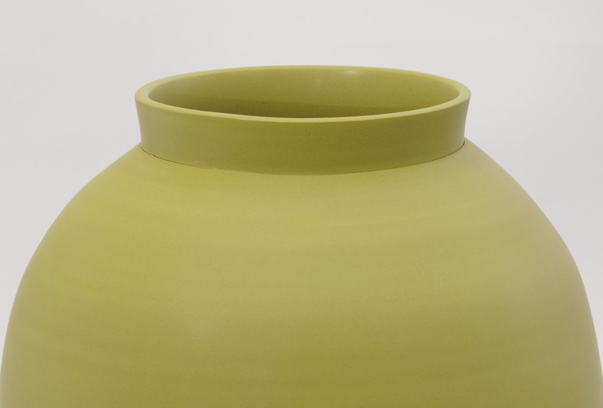 Other Half Half Vase by Jung Hong