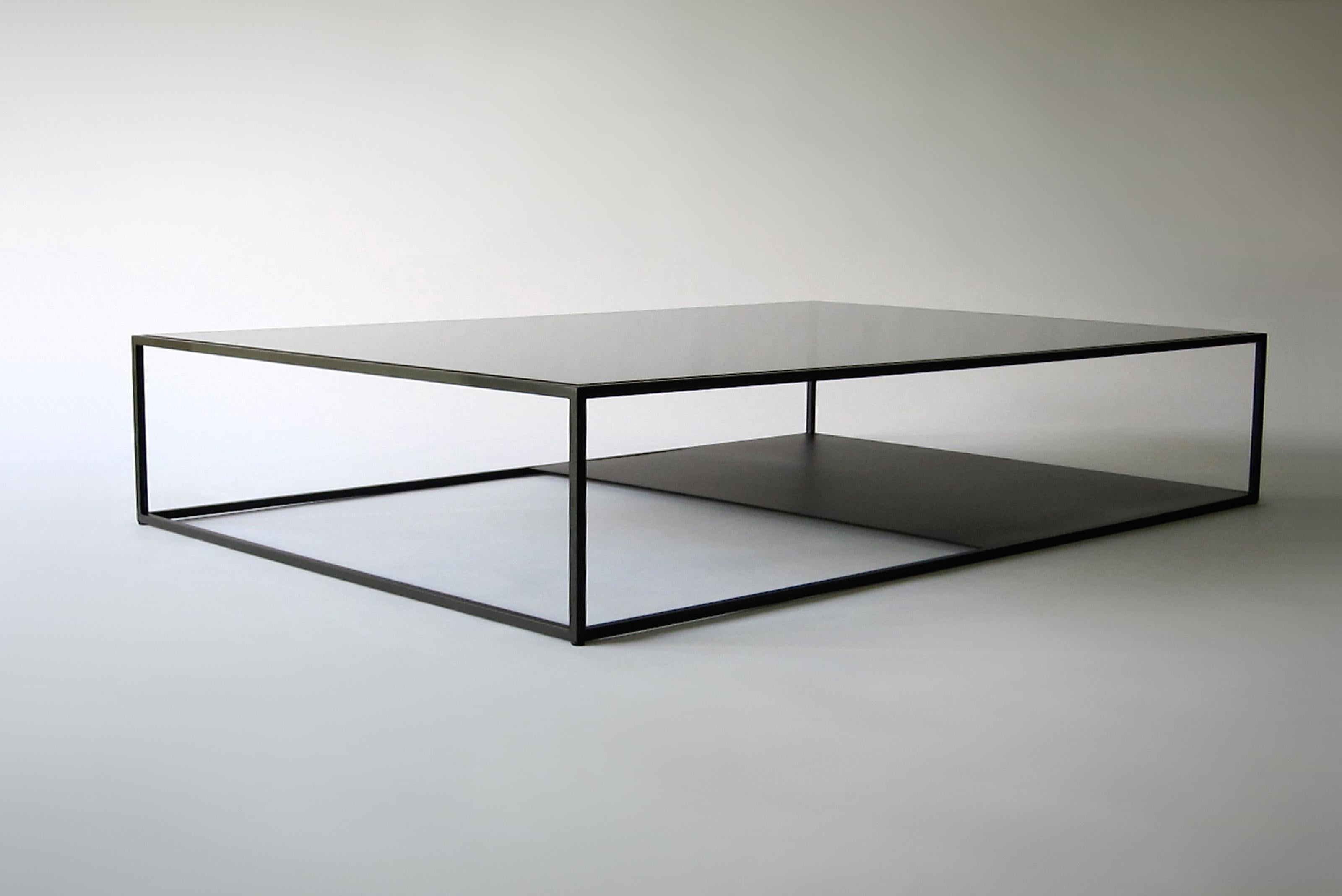 Poudré Table basse Half & Half Version B par Phase Design en vente