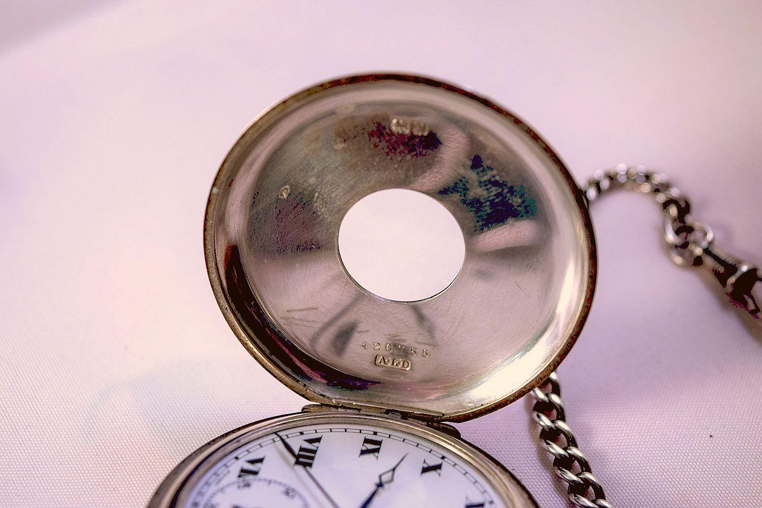 Half Hunter early 20th century  a very attractive Gents Silver pocket watch 10