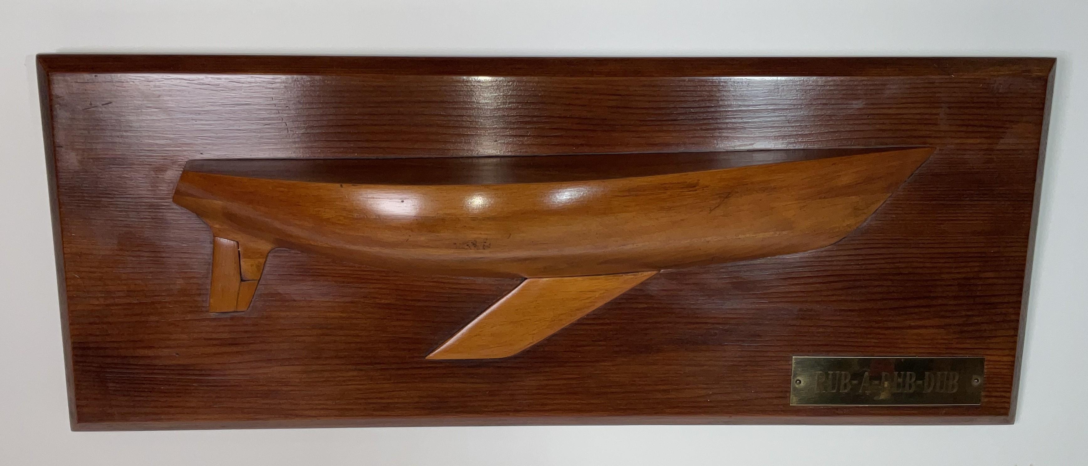 Half Model of a Sailboat Called Rub a Dub Dub In condizioni buone in vendita a Norwell, MA