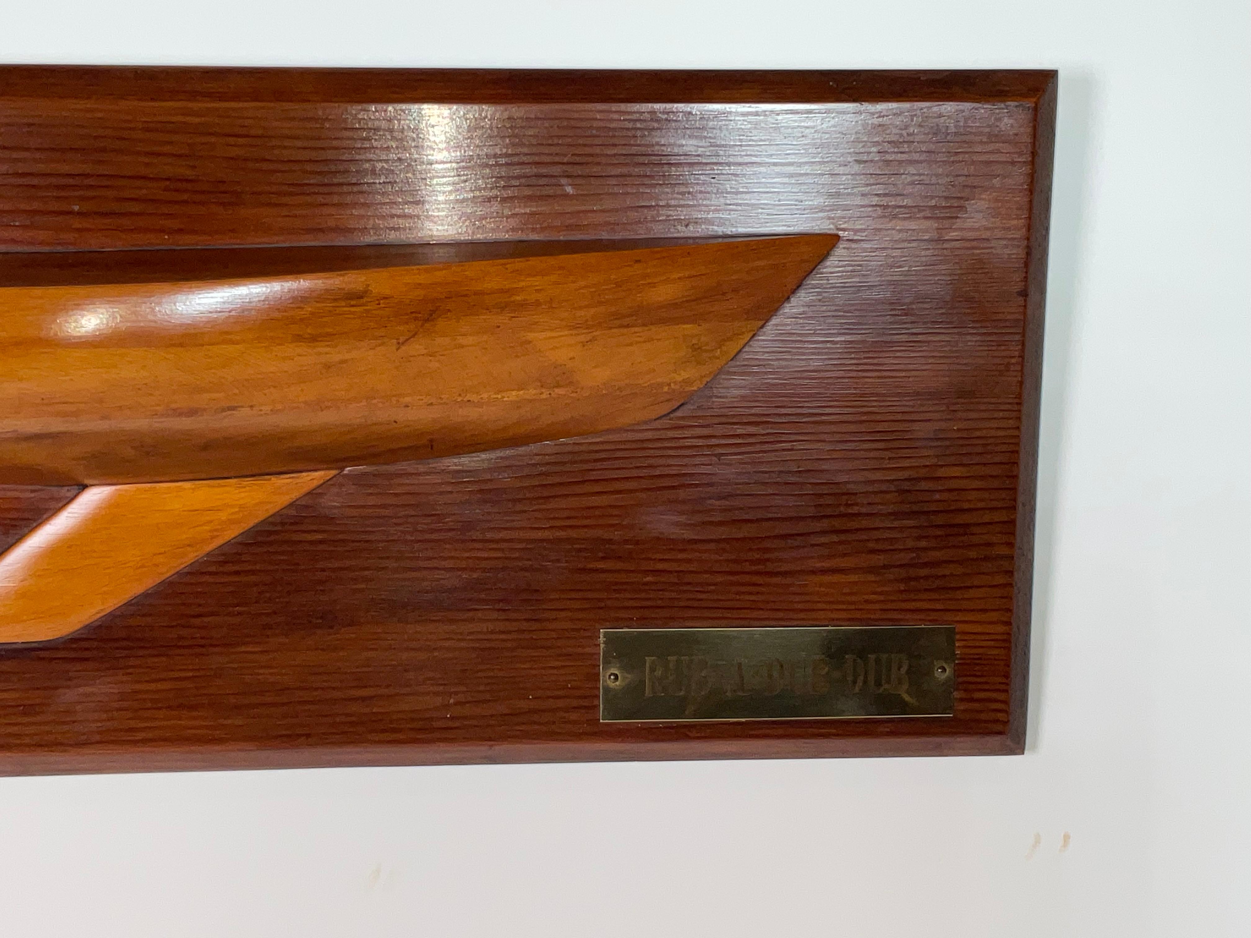 Metà XX secolo Half Model of a Sailboat Called Rub a Dub Dub in vendita