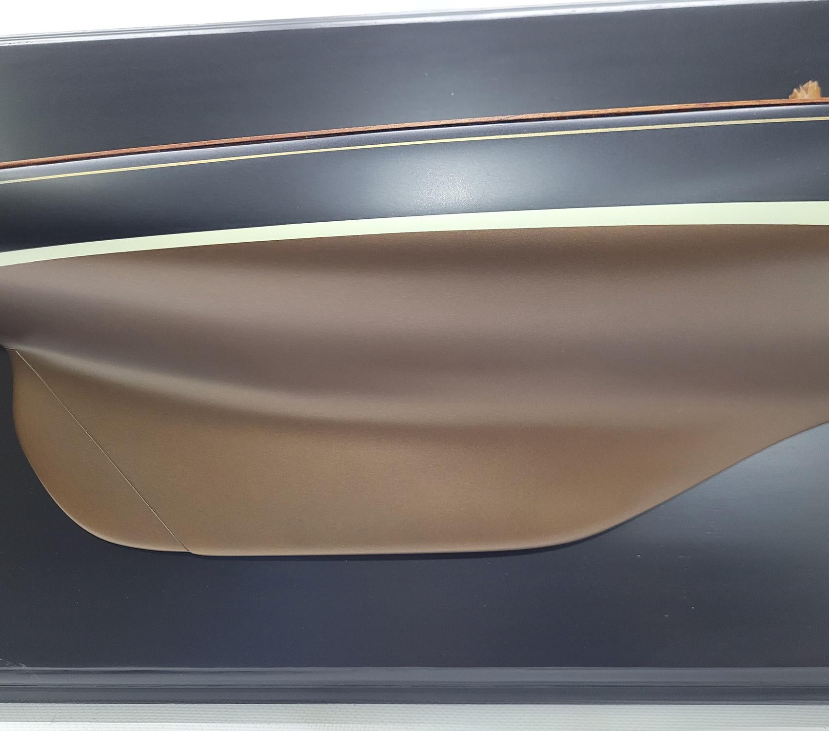 Demi-modèle du yacht du roi Britannia en vente 6