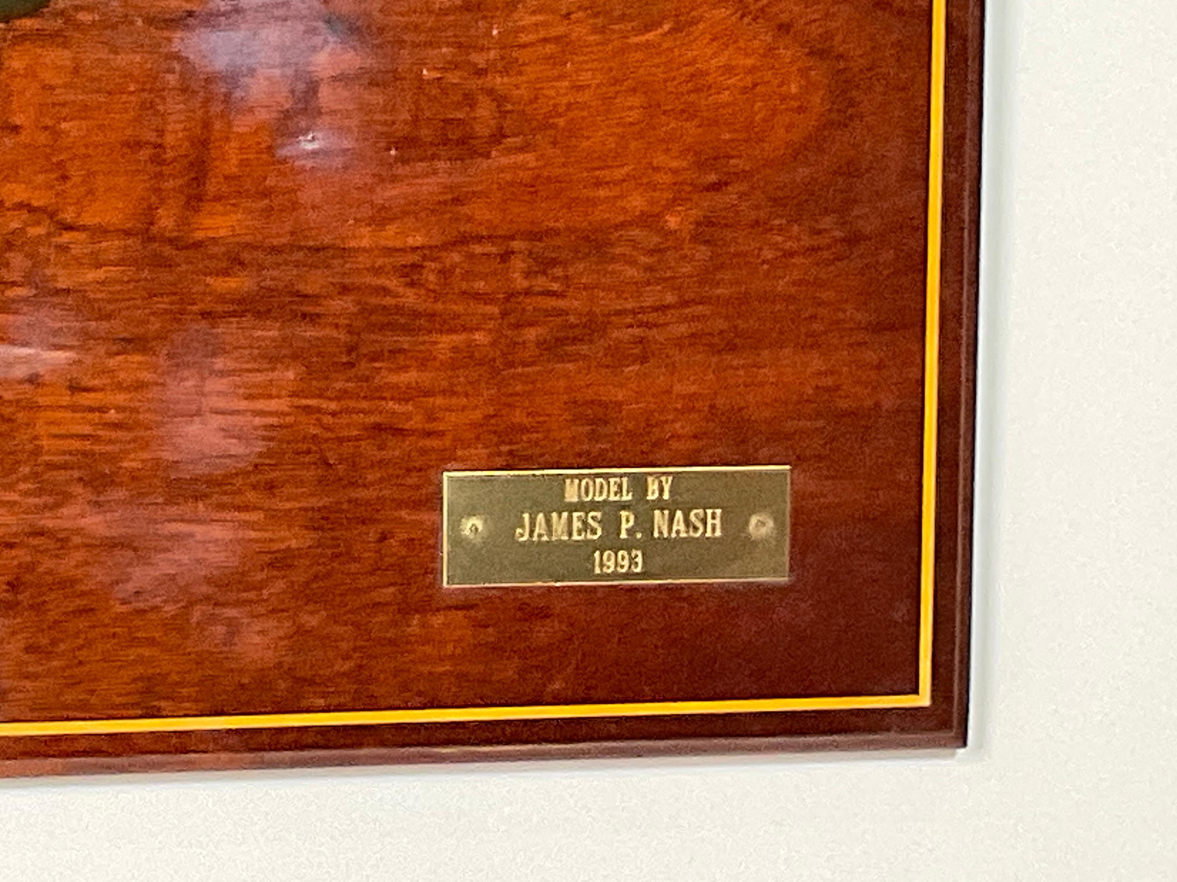 Milieu du XXe siècle Half Model of the Sailing Yacht Hornet Carved by James Nash en vente