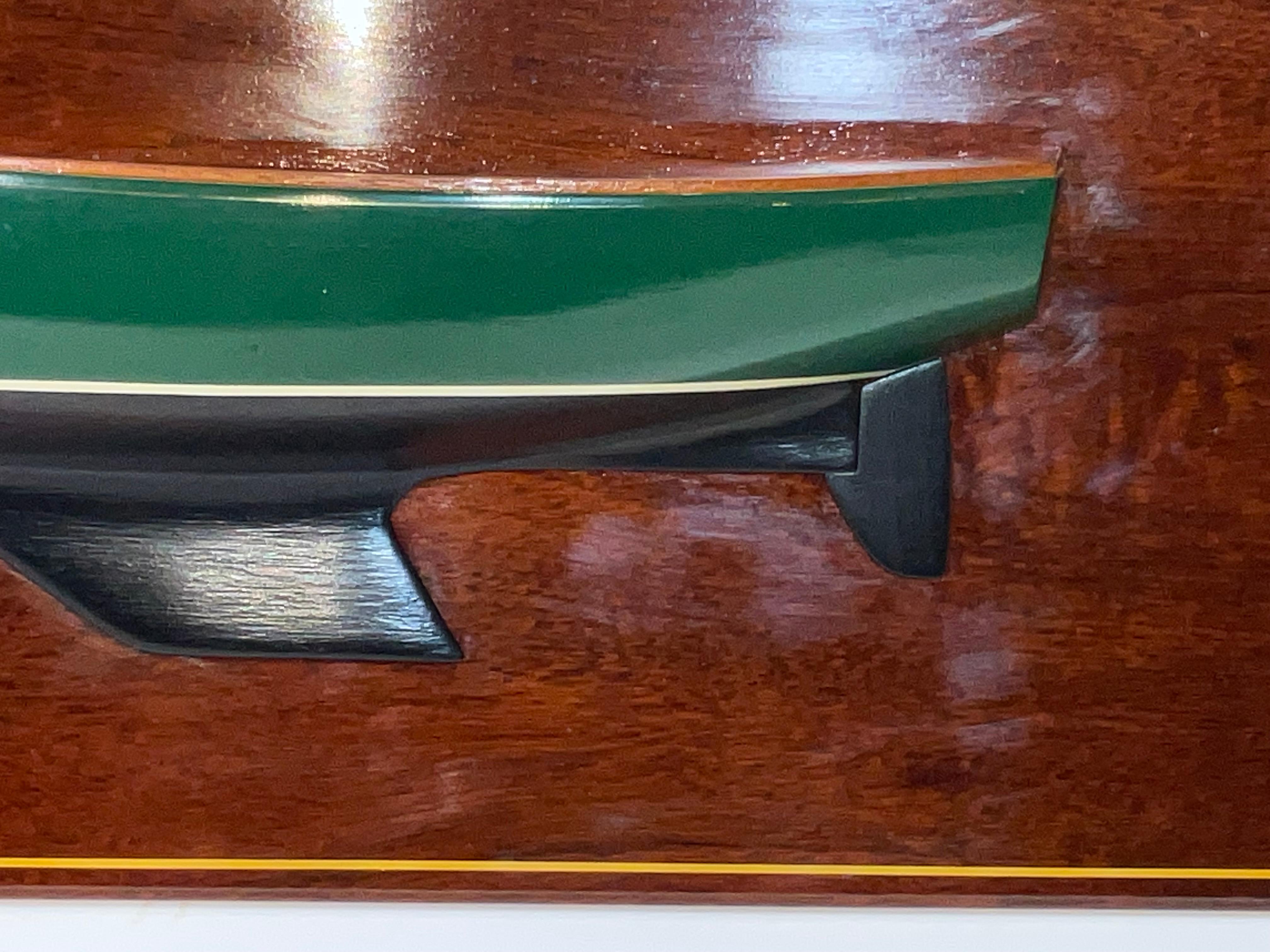 Half Model of the Sailing Yacht Hornet Carved by James Nash en vente 2