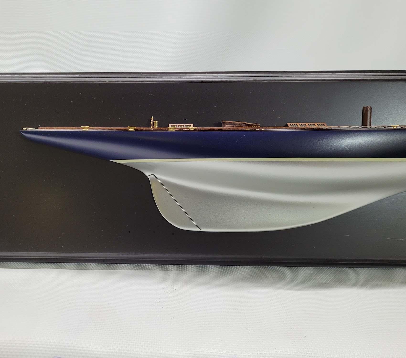 Half Model of the Yacht Endeavor - Silver 2