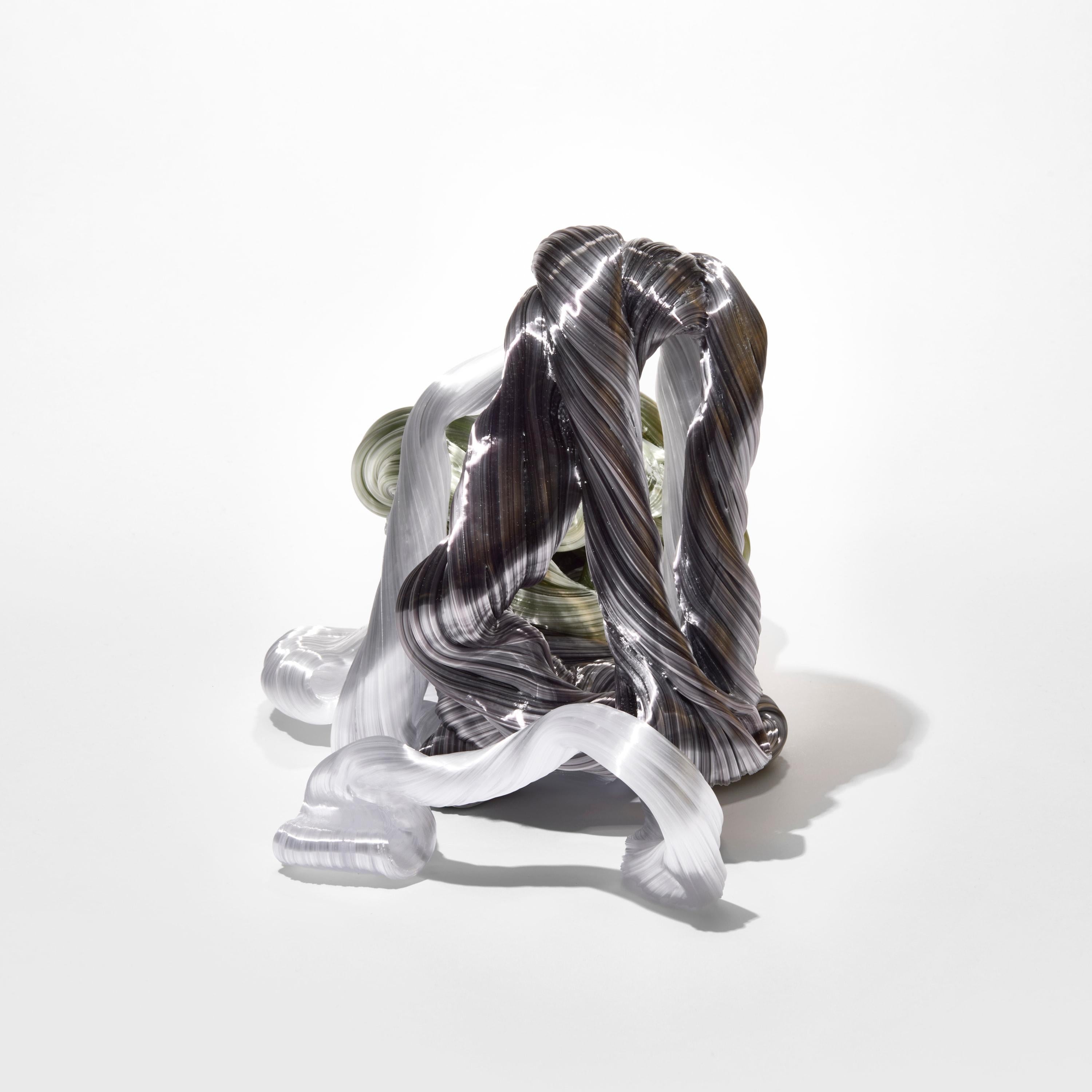 Organico moderno Half Moon, abstract white, green & grey glass sculpture by Maria Bang Espersen in vendita