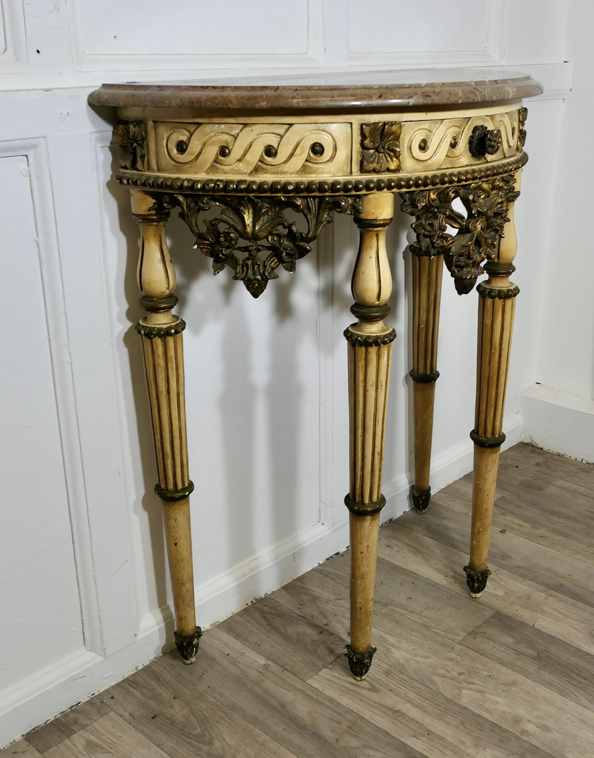 Half Moon Carved and Painted Console or Hall Table In Good Condition For Sale In Godshill, Isle of Wight